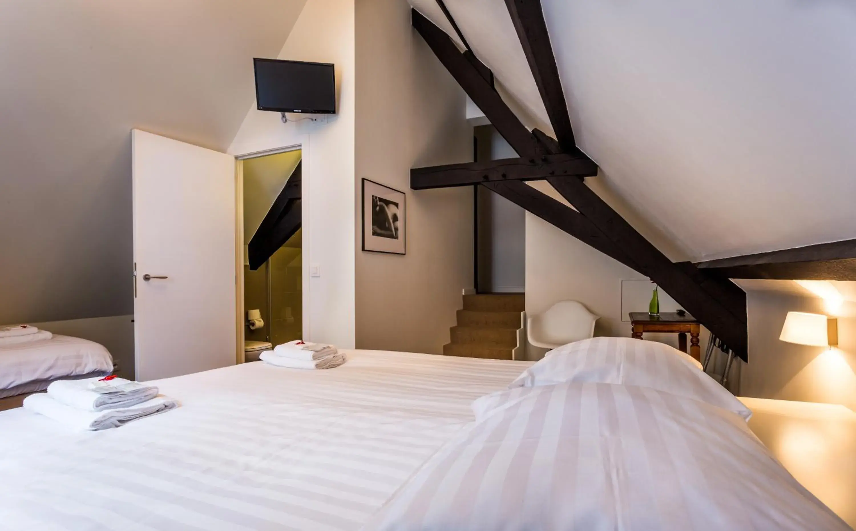 Suite in Hotel Bla Bla Suite in Hotel Bla Bla