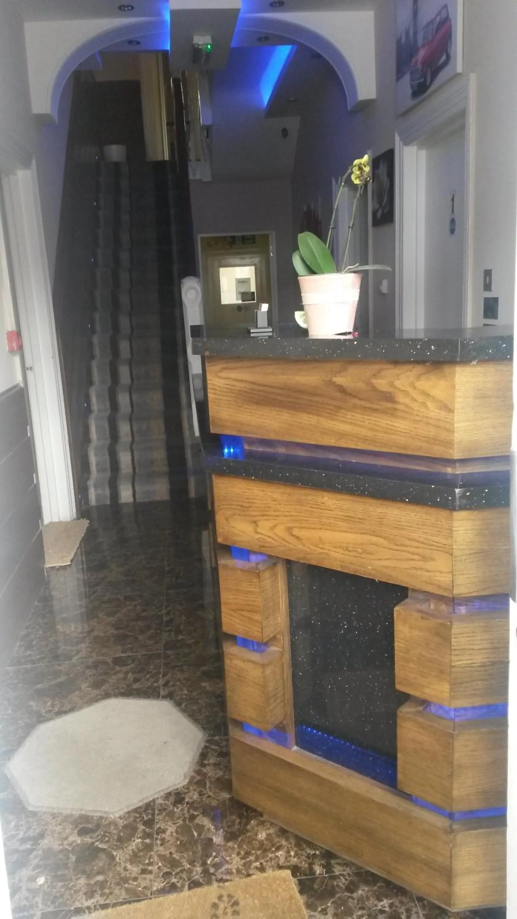 Lobby or reception in The Crystal Lodge Hotel