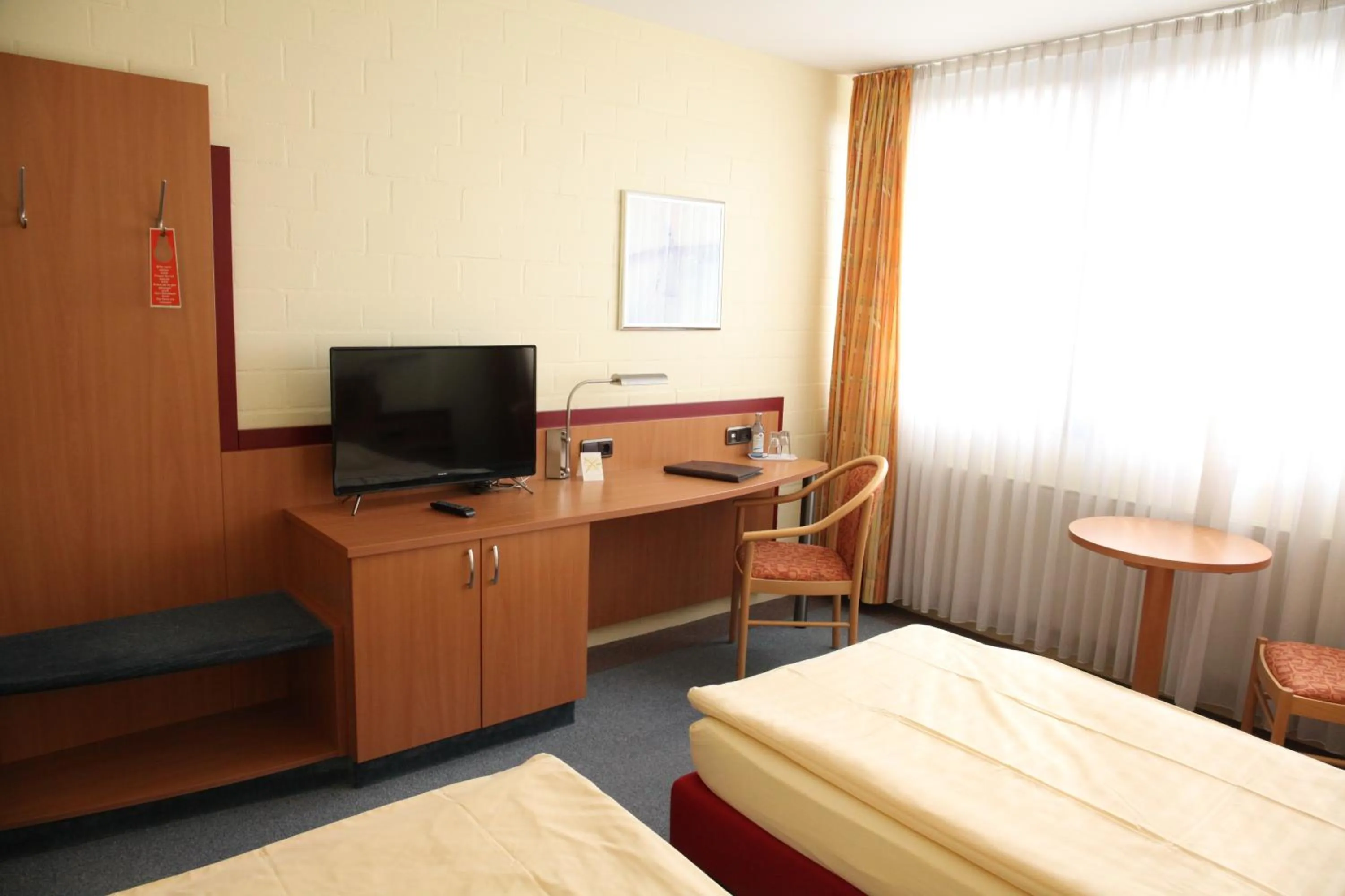 Photo of the whole room, Bed in RTB-Hotel - Sportschule