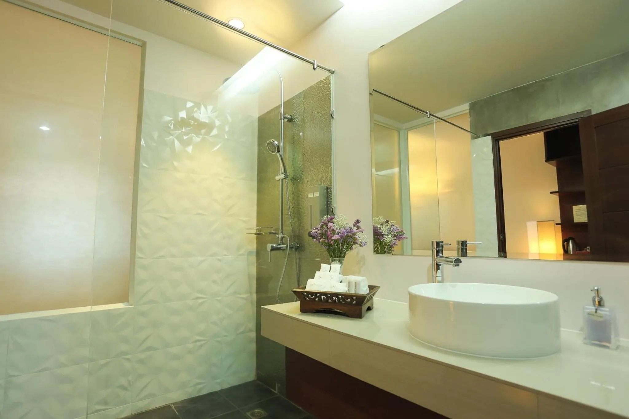 Bathroom in Le Patta Resort & Hotel Chiang Rai