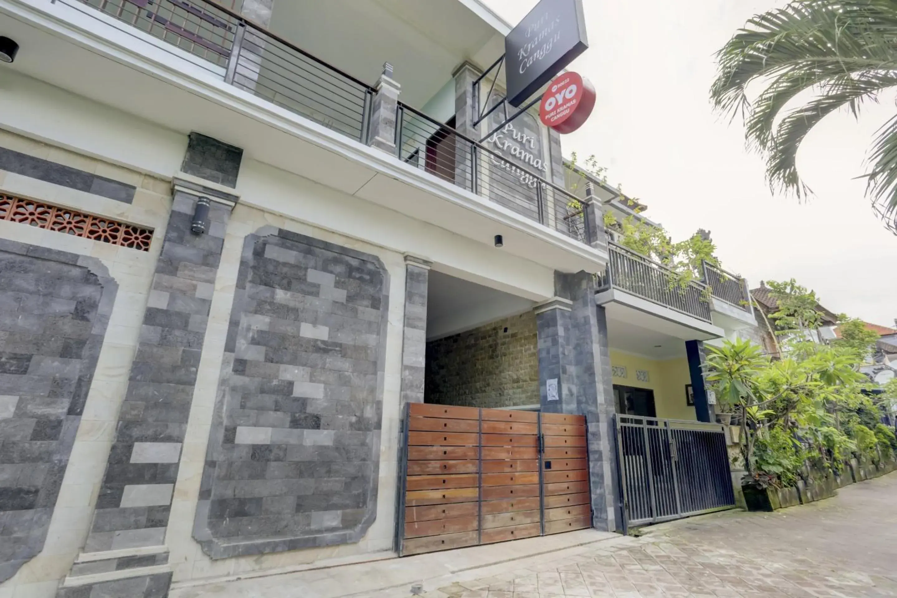 Facade/entrance in OYO Puri Kramas Canggu Facade/entrance in OYO Puri Kramas Canggu