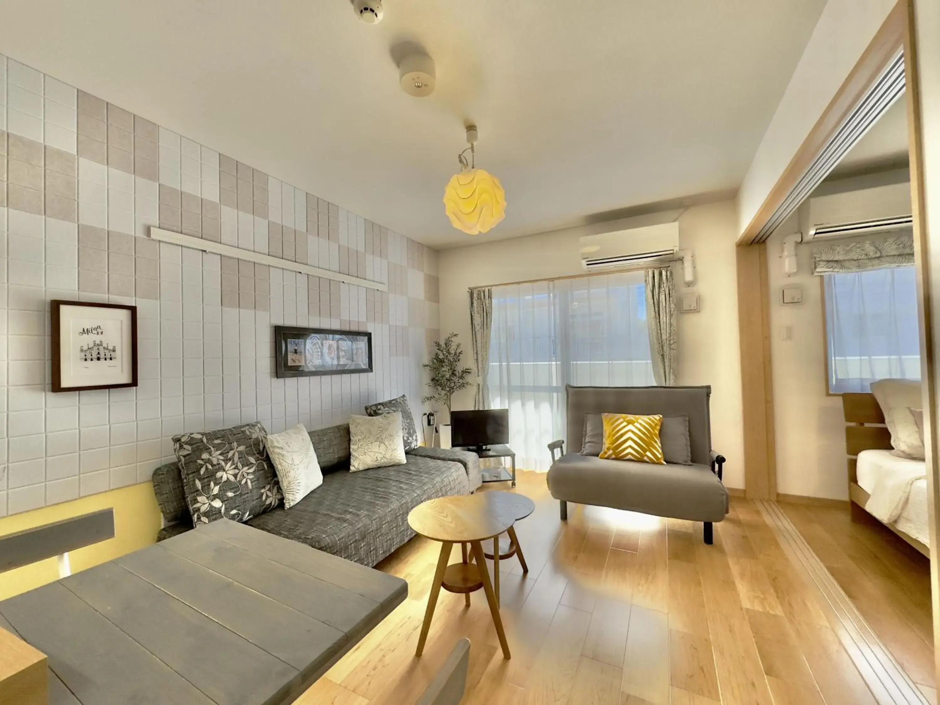 Living room, Bed in Luana Lea Karate Kaikan Mae Living room, Bed in Luana Lea Karate Kaikan Mae