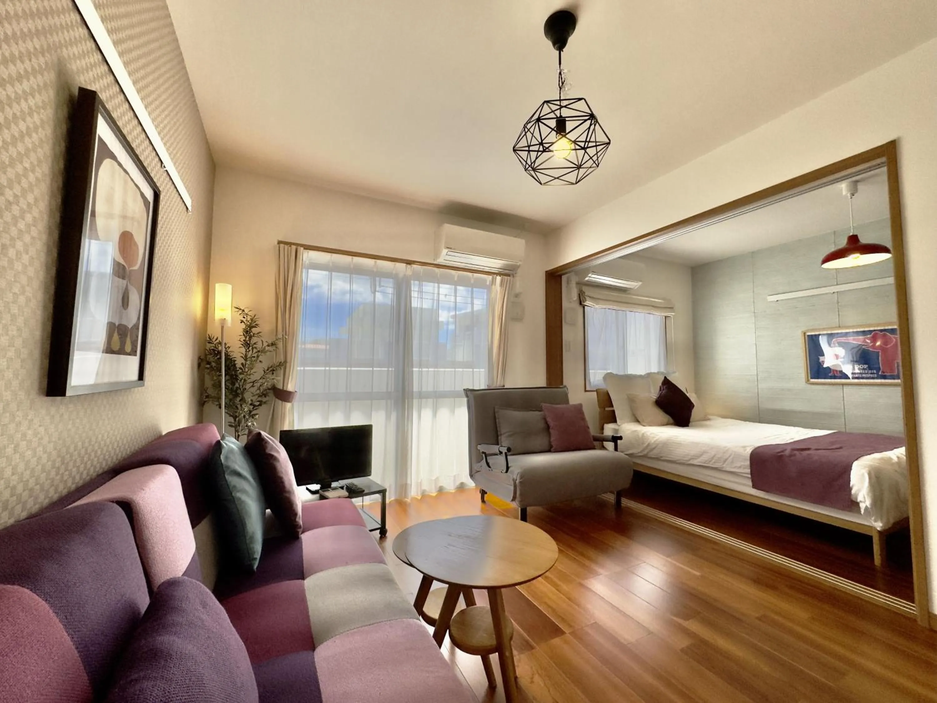 Living room, Bed in Luana Lea Karate Kaikan Mae