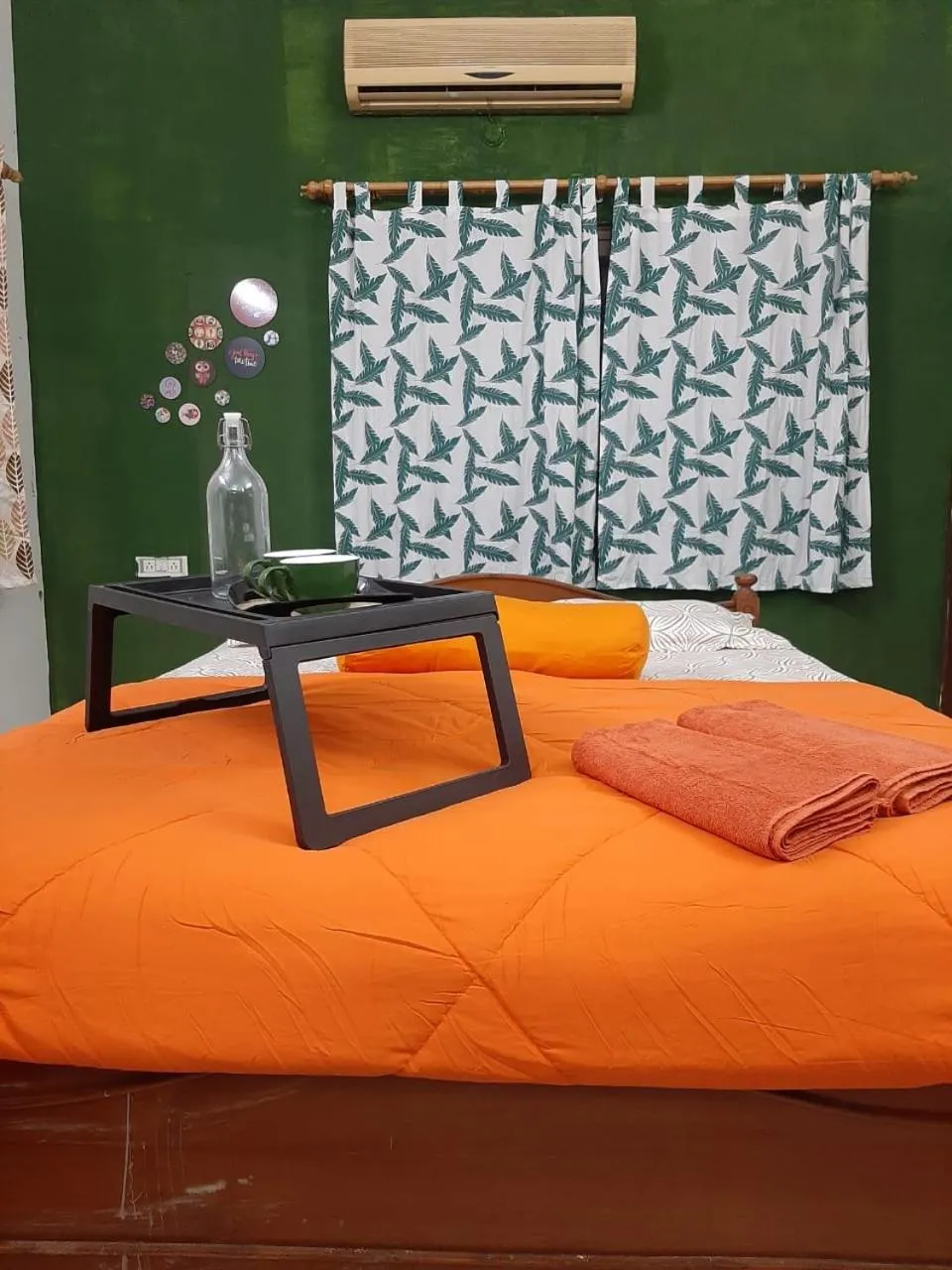 Seating area, Bed in KyGo Hostels