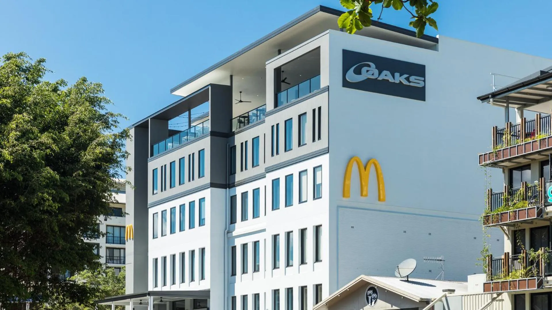 Property building in Oaks Cairns Hotel