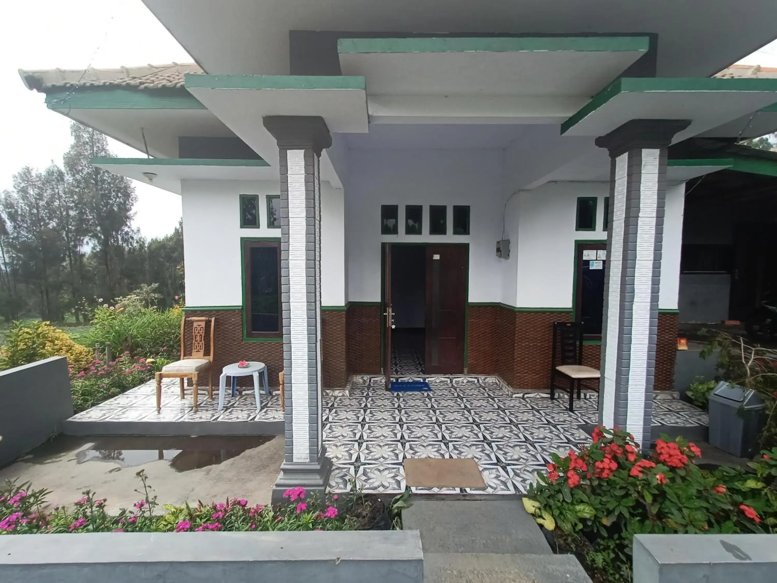 Facade/entrance in Elen Homestay by ABM Facade/entrance in Elen Homestay by ABM