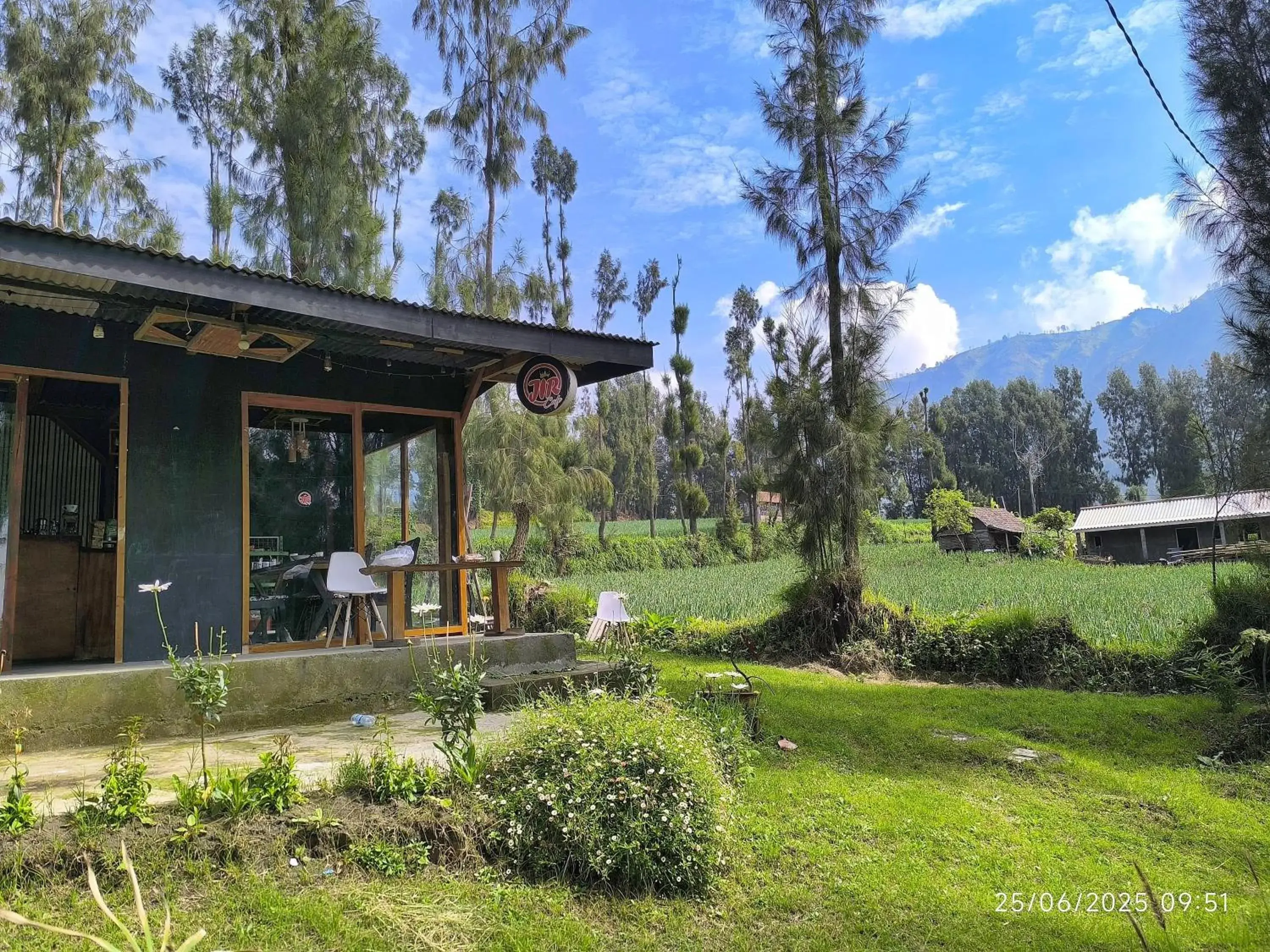 Restaurant/places to eat in Elen Homestay by ABM Restaurant/places to eat in Elen Homestay by ABM