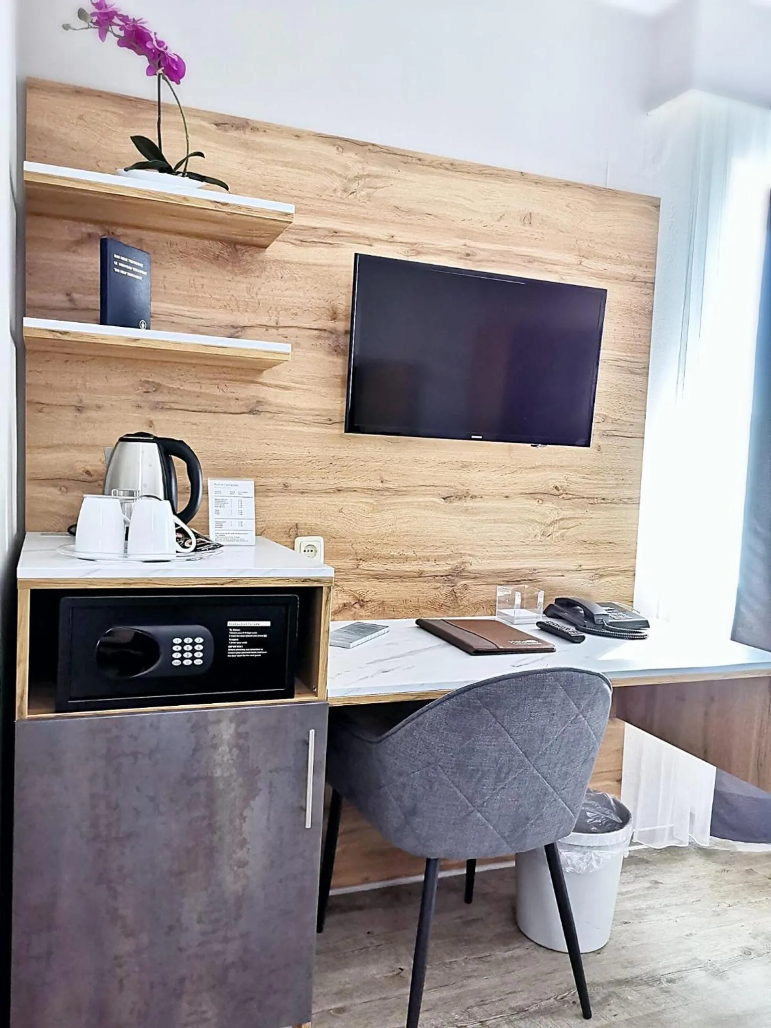 hair dresser in Hotel am Ludwigsplatz