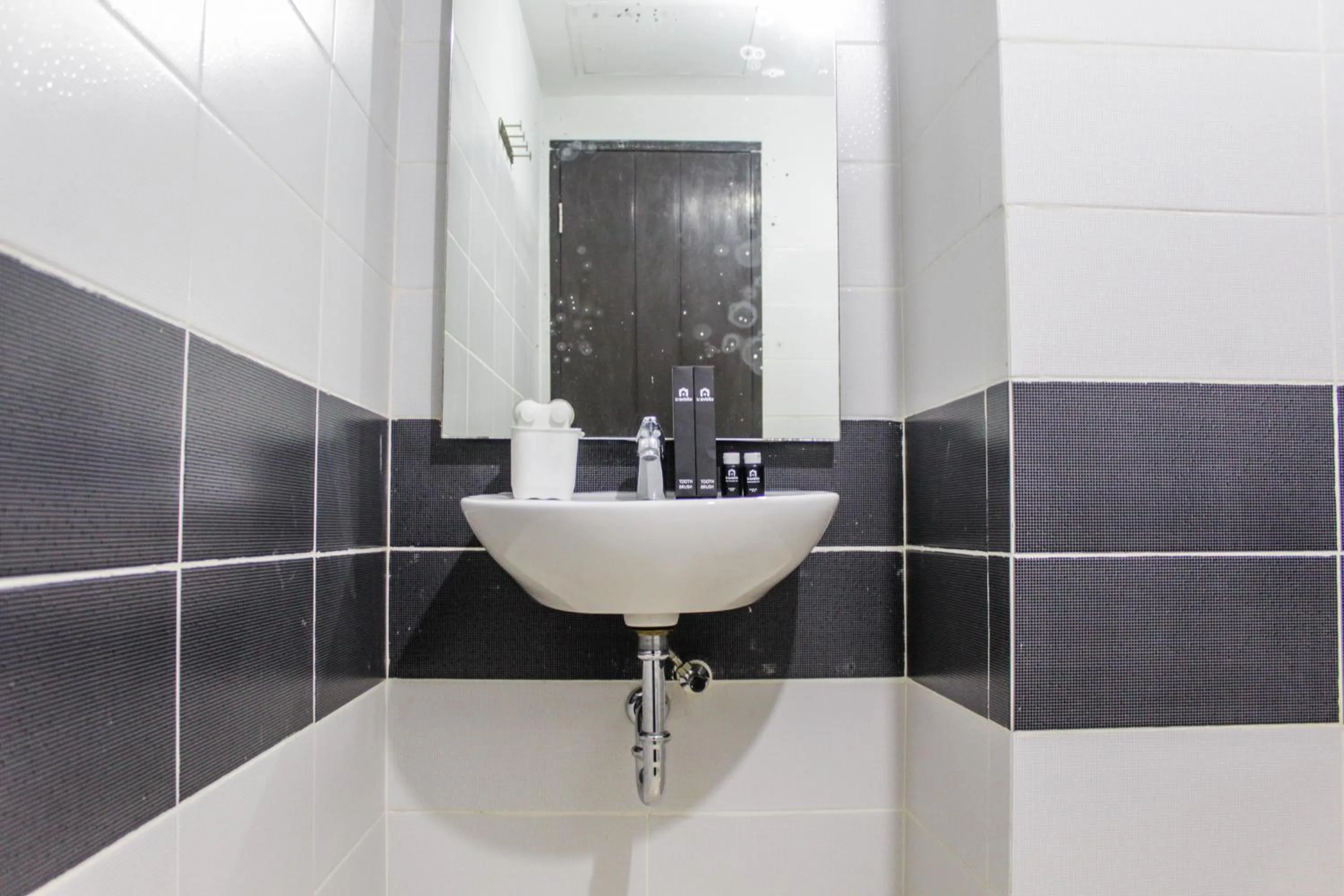 Minimalist and Comfy 1BR Apartment Scientia Residence By Travelio