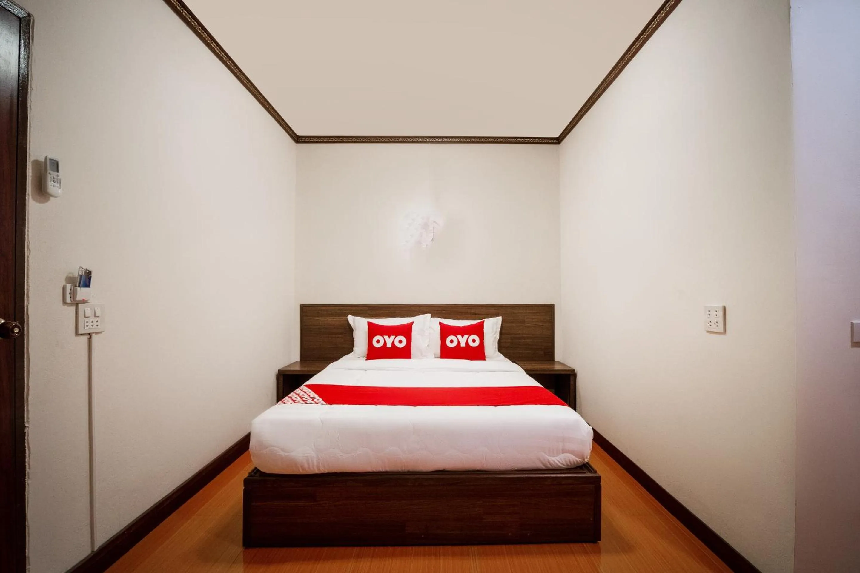 Bedroom in OYO 836 PK Residence