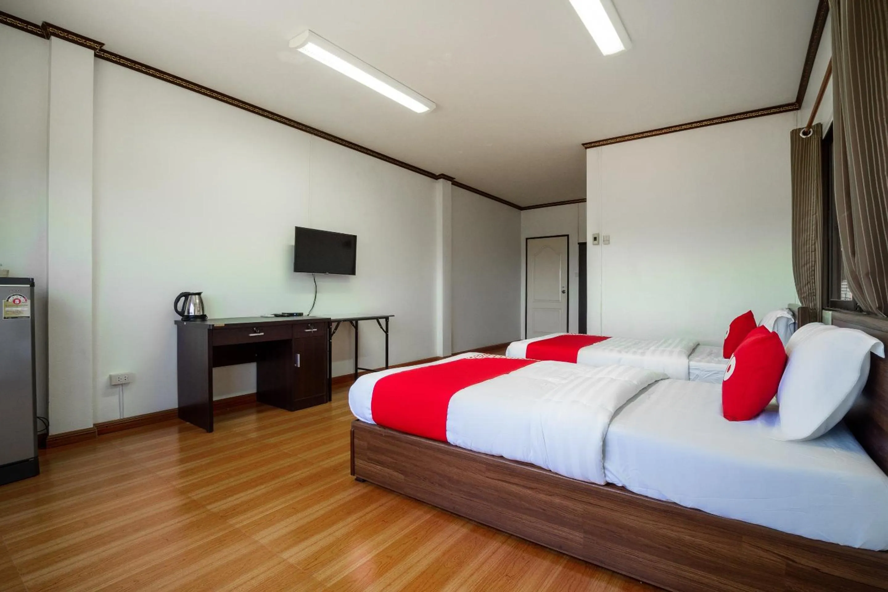 Bedroom in OYO 836 PK Residence