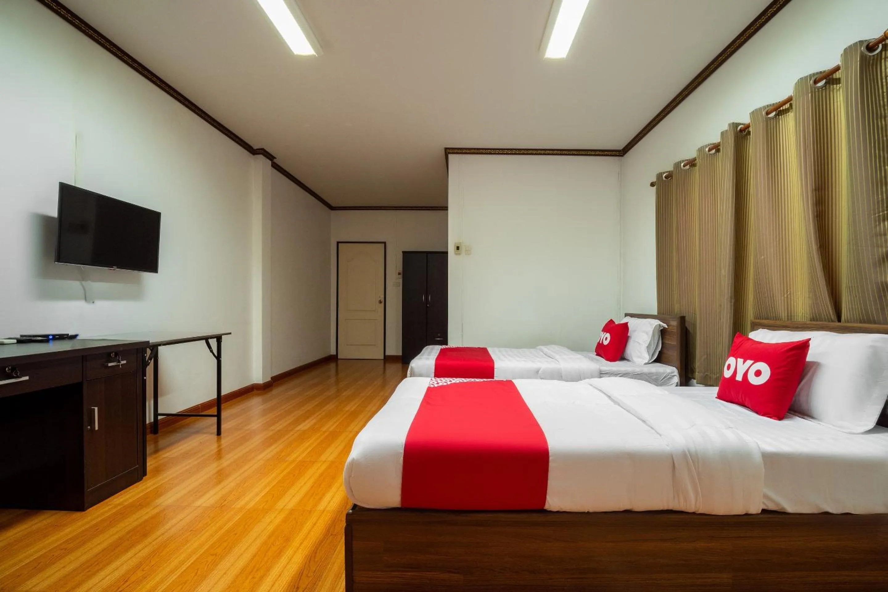 Bedroom in OYO 836 PK Residence