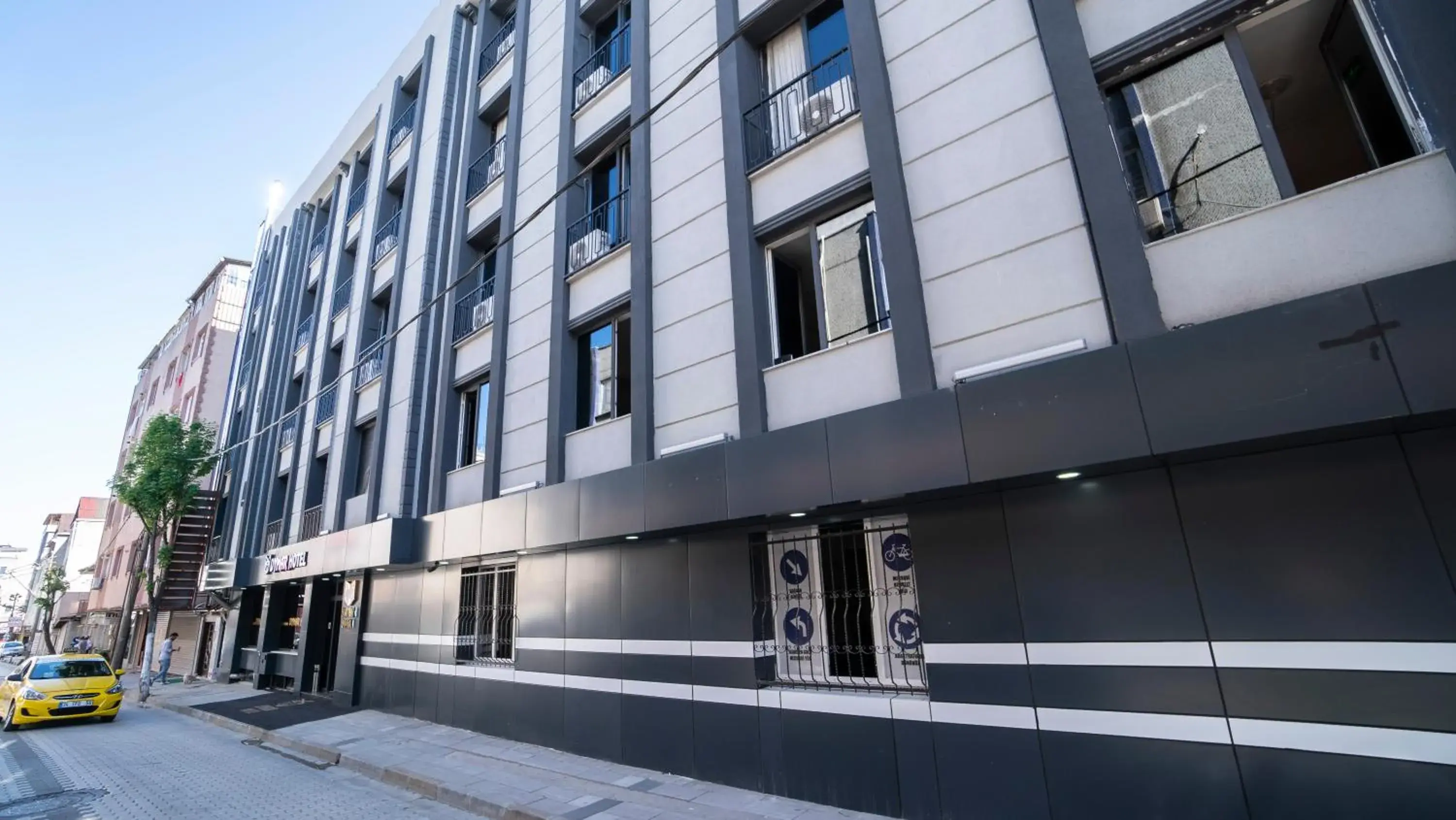 Property building in DYMAR HOTEL Property building in DYMAR HOTEL