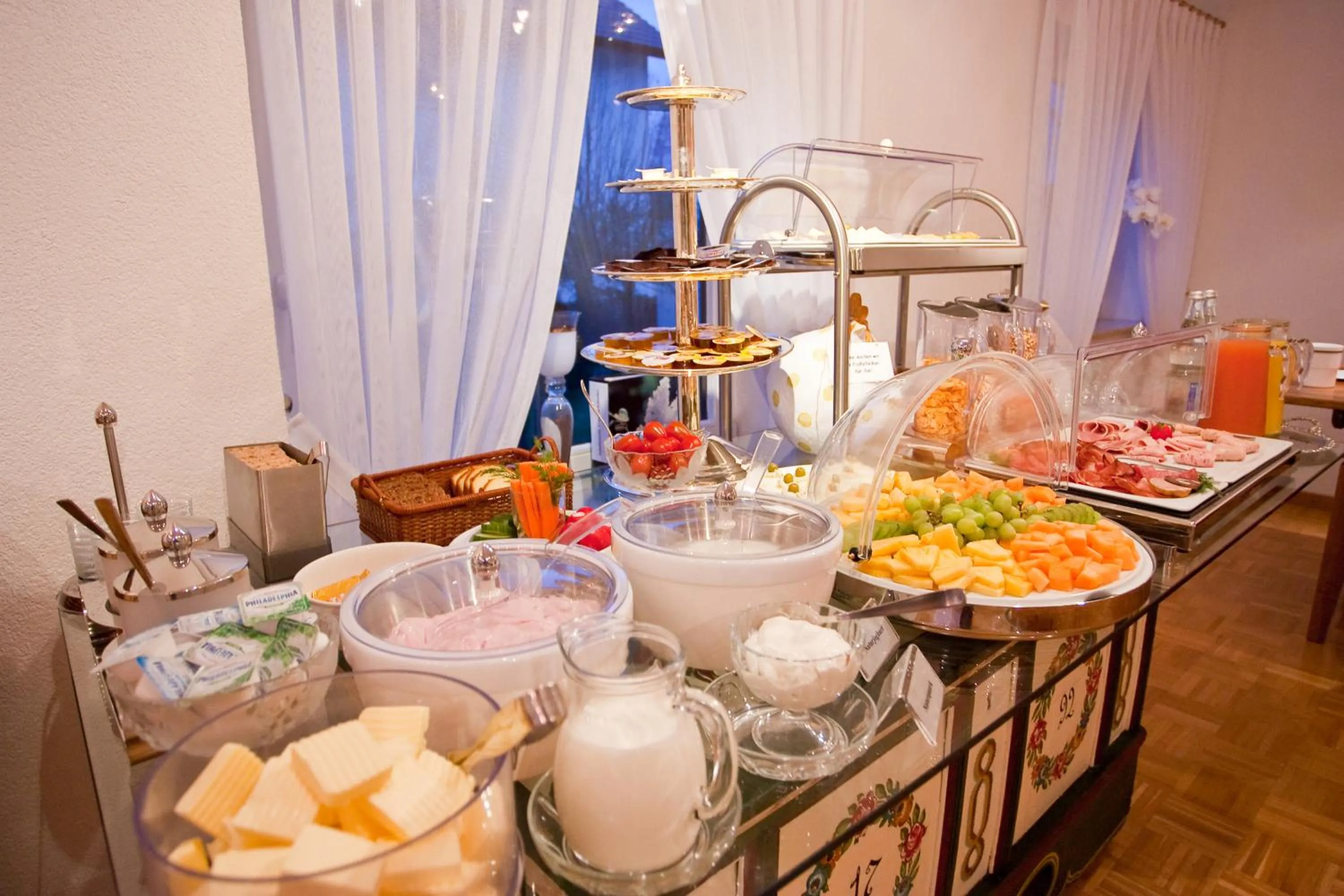 Breakfast in Hotel garni Schacherer