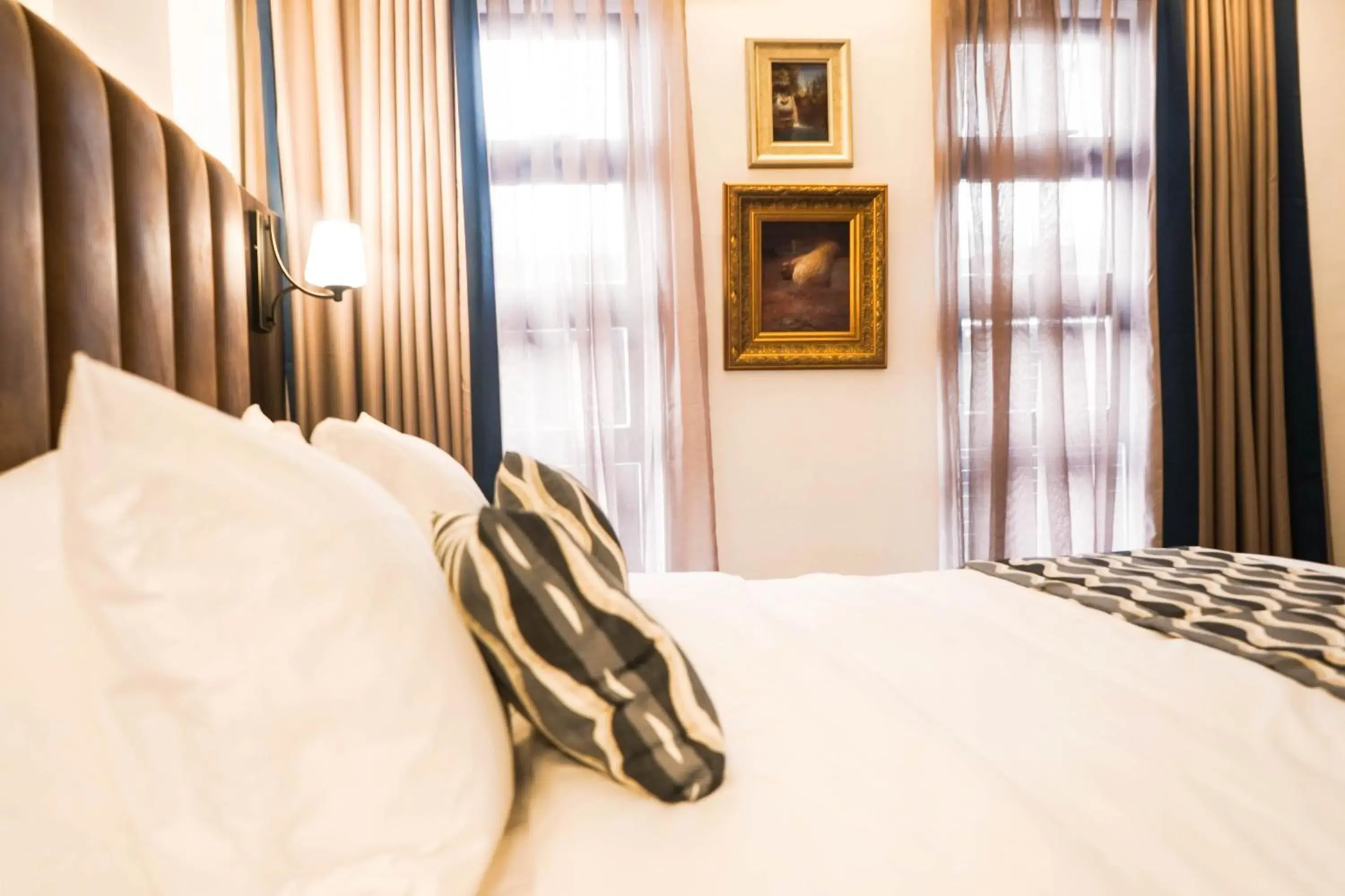 Bed in UNWND Boutique Hotel Makati Bed in UNWND Boutique Hotel Makati