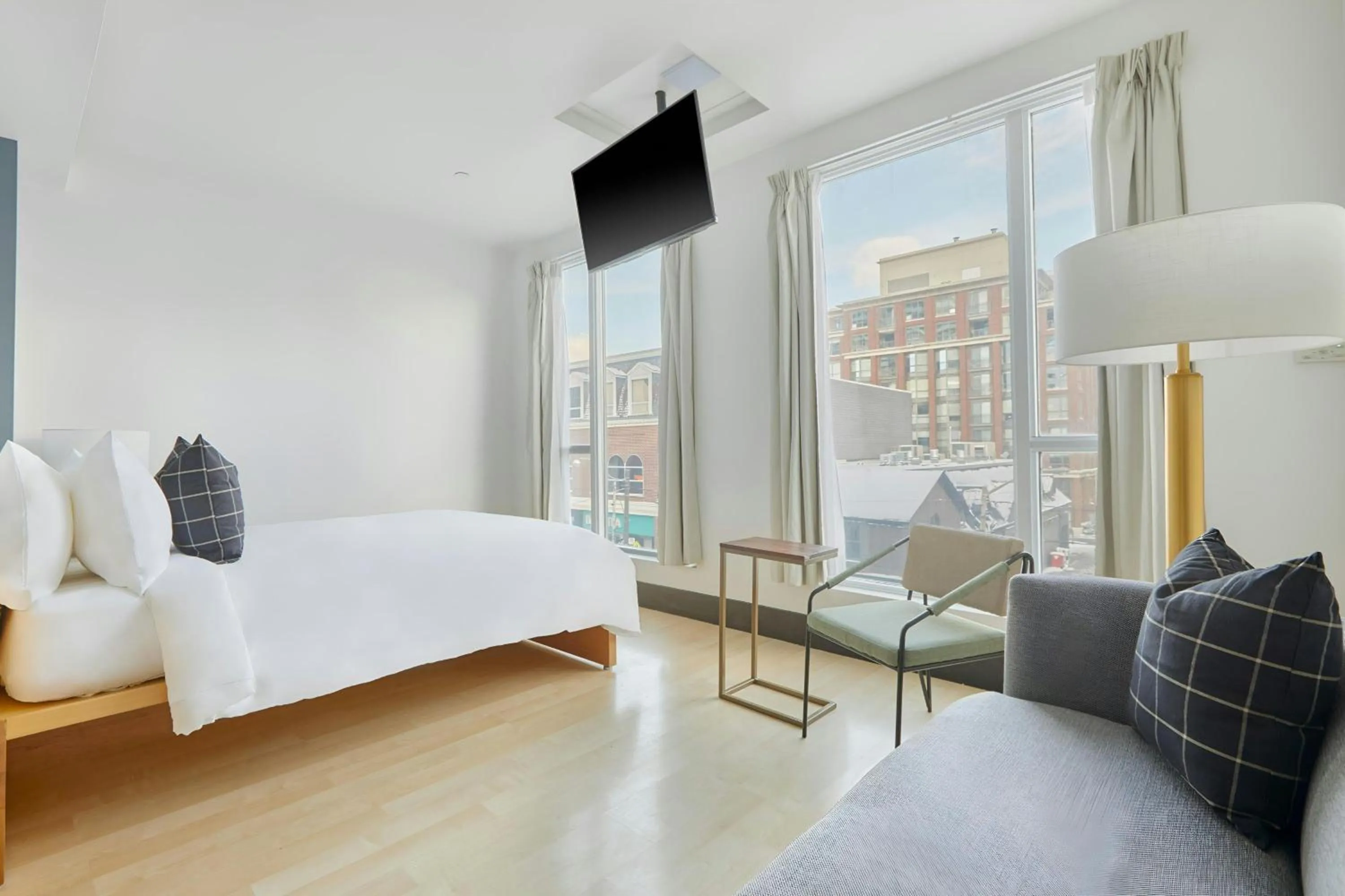 Bedroom, Bed in The Beverley Hotel Queen West, Sonder by Marriott Bonvoy