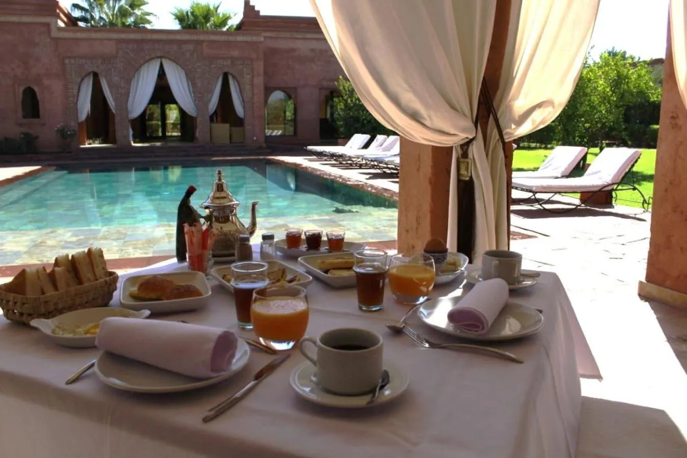 Swimming pool in Domaine Casa Cecilia