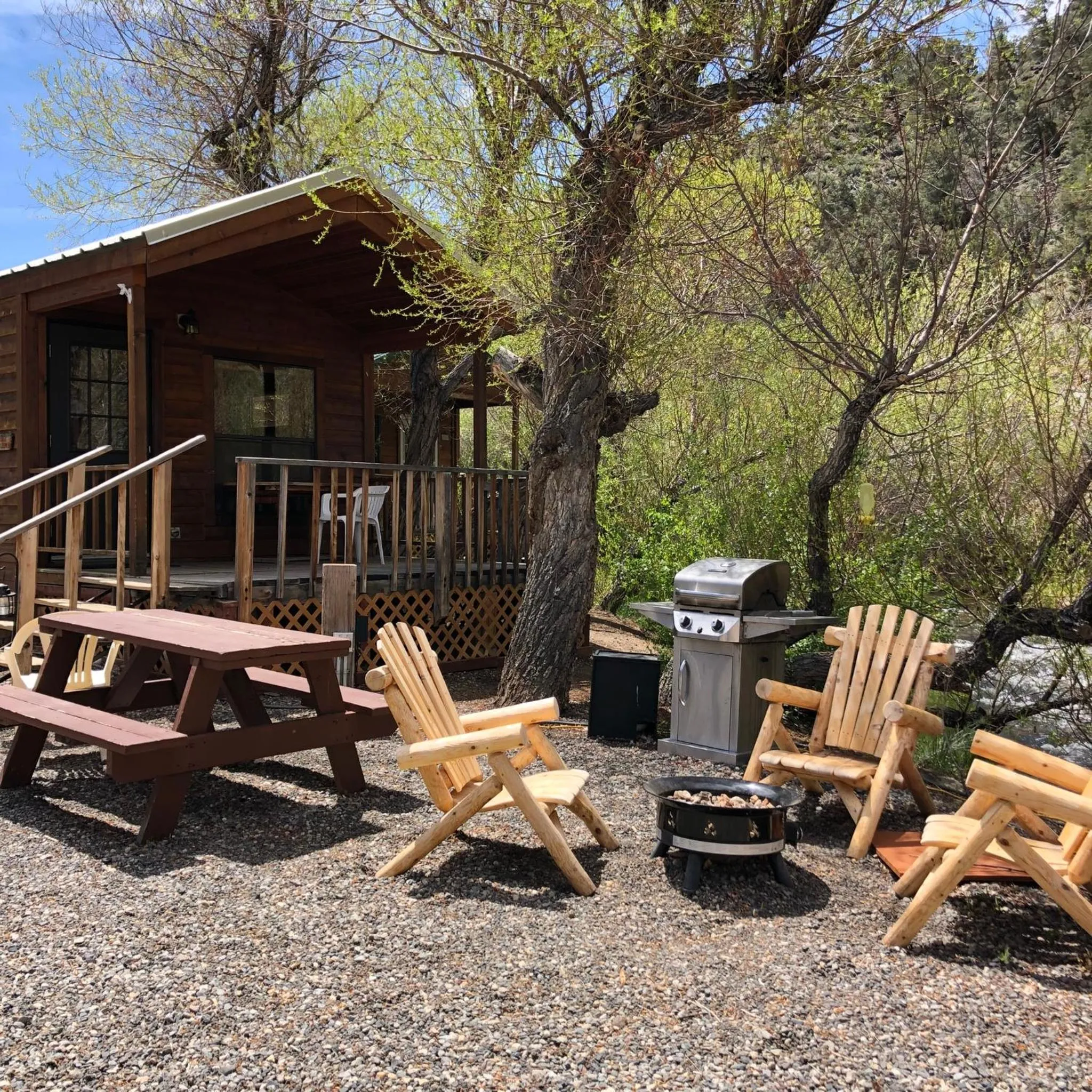 Property building in Virginia Creek Settlement
