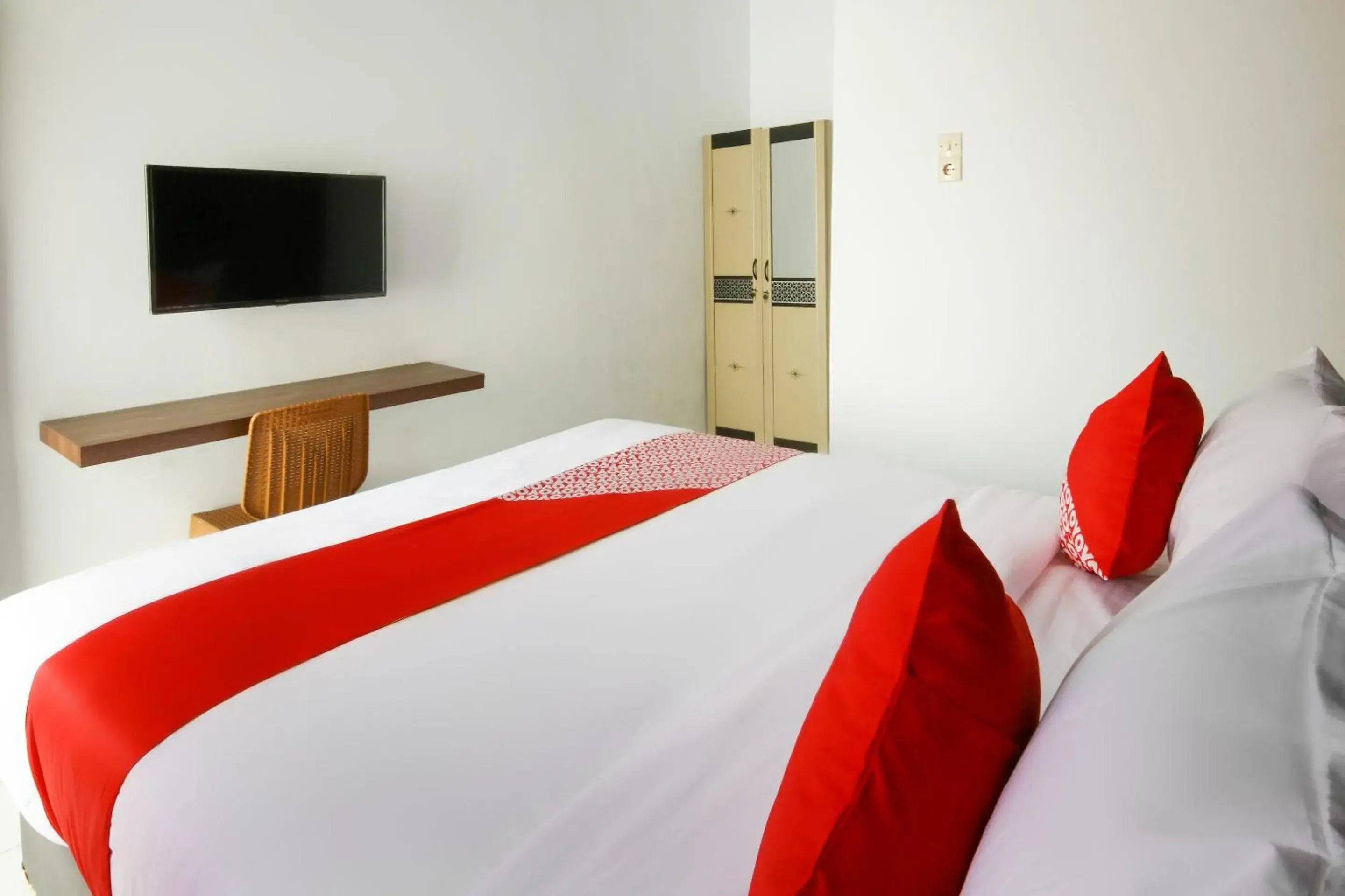 Bedroom, Bed in Hotel O Papakoel Guest House Bedroom, Bed in Hotel O Papakoel Guest House