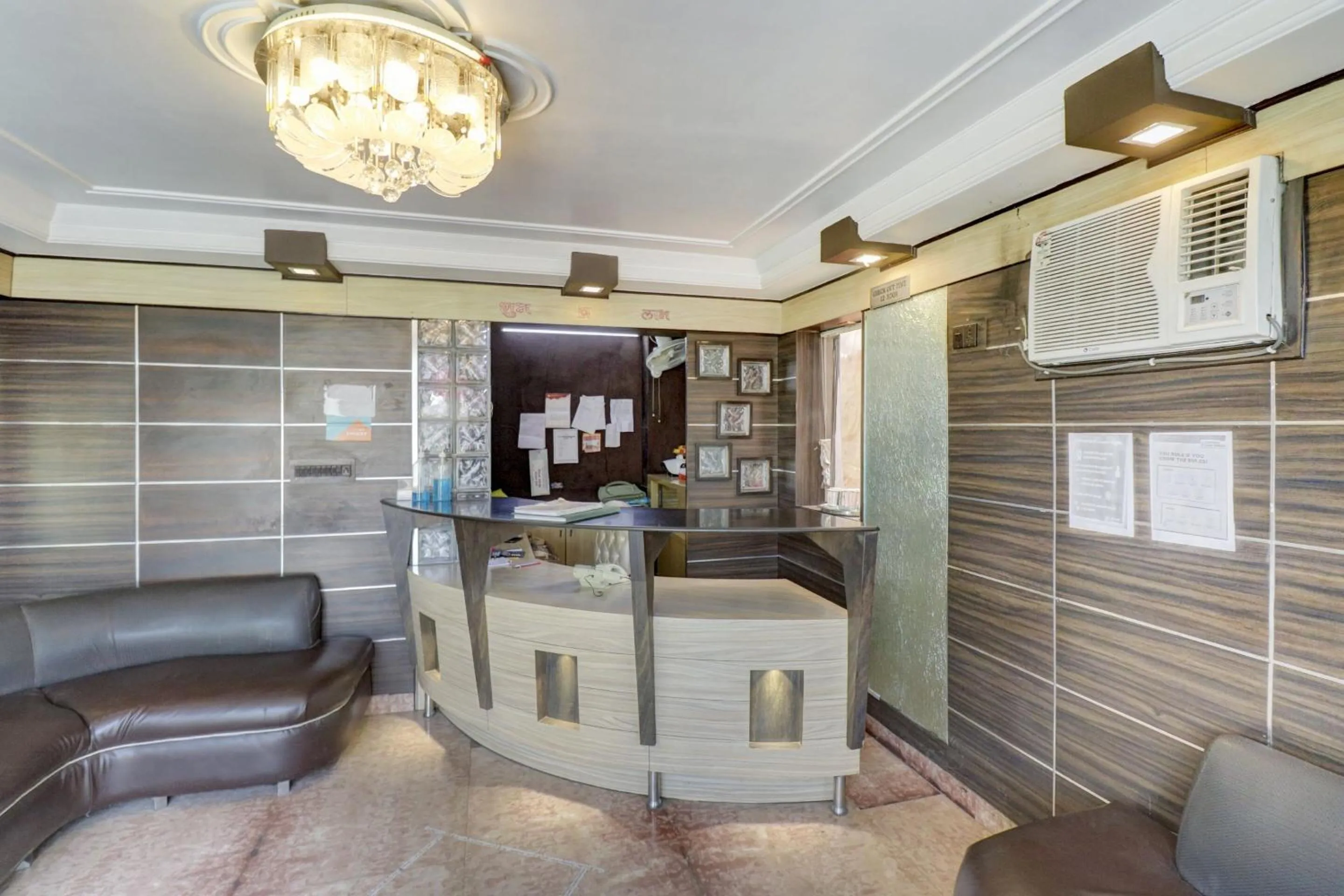 Lobby or reception in Hotel O Mukut Mahal