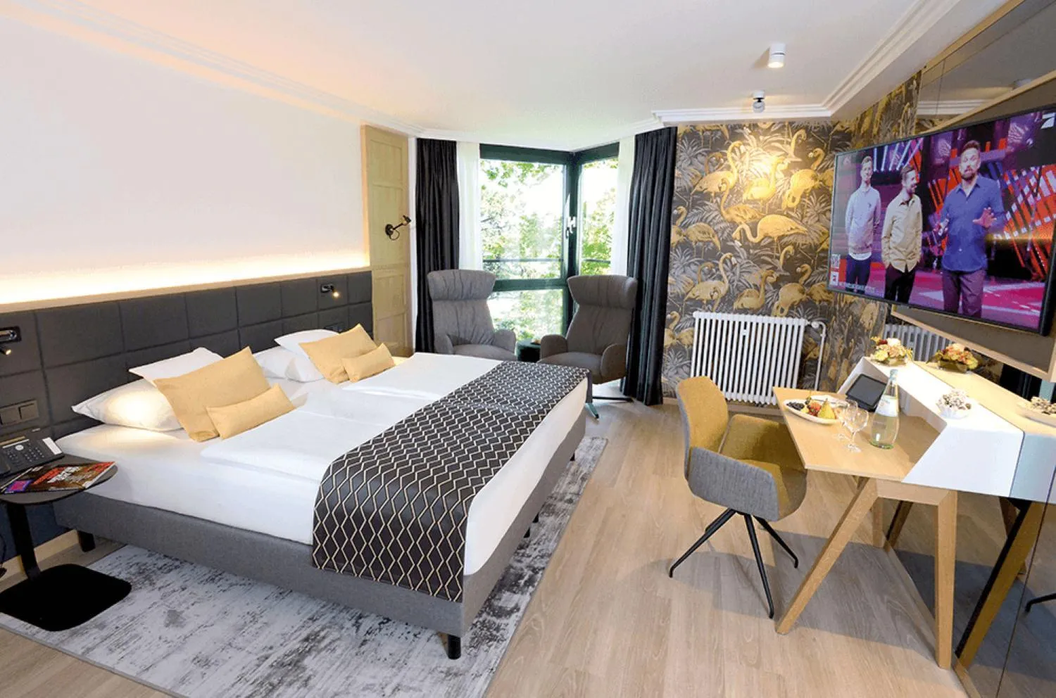 Bedroom, Bed in FAVORITE Parkhotel