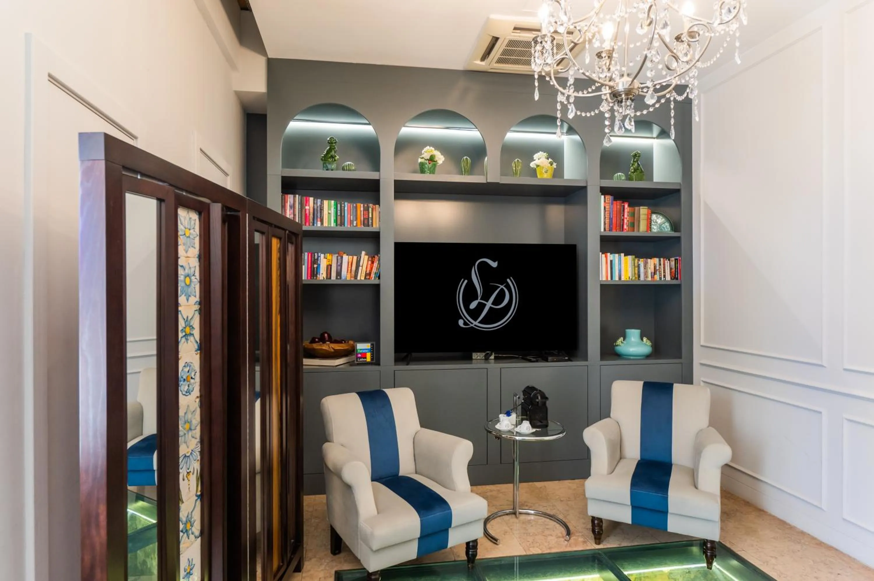 Seating area in Lisboa Prata Boutique Hotel