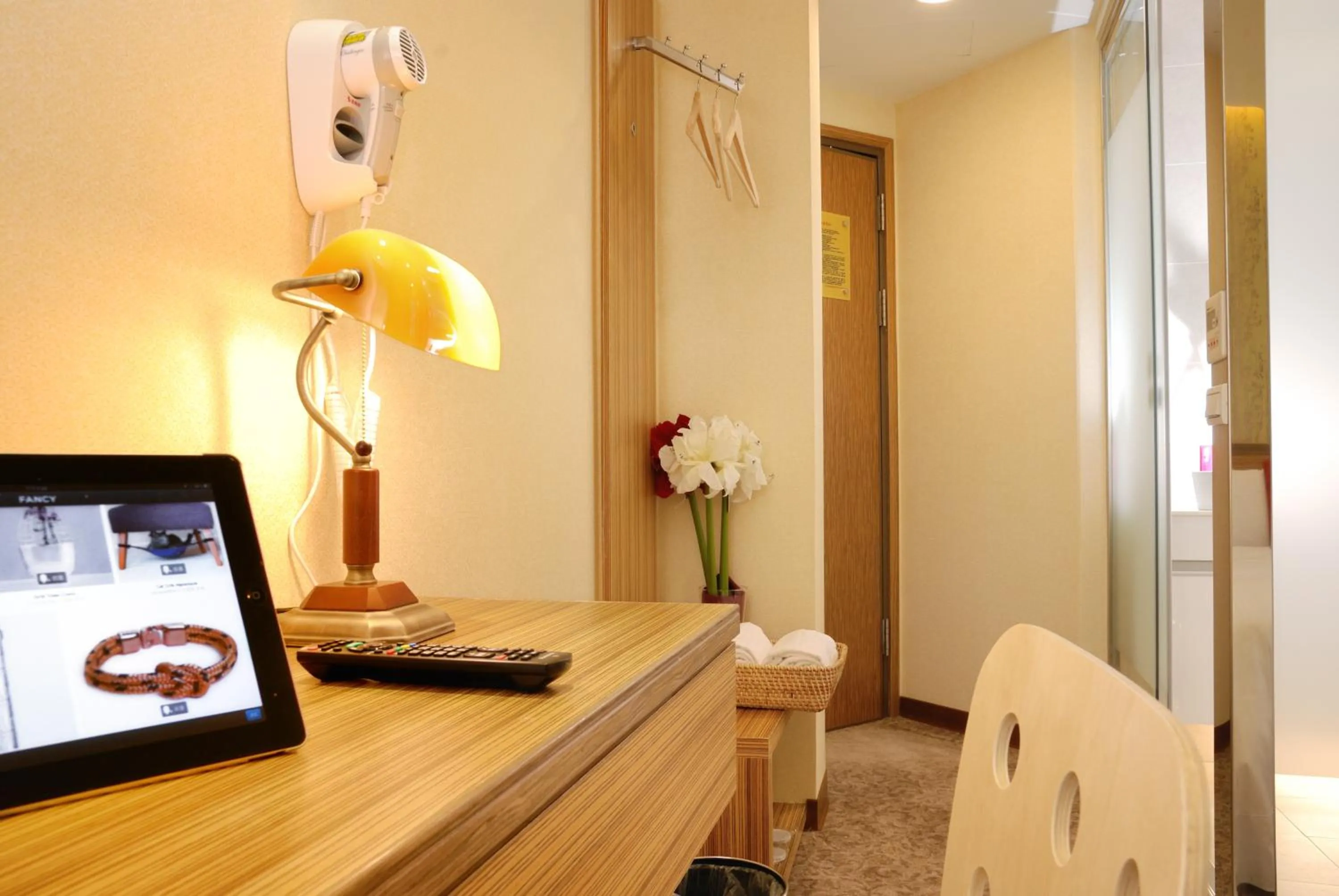 Decorative detail in Golden Hotel