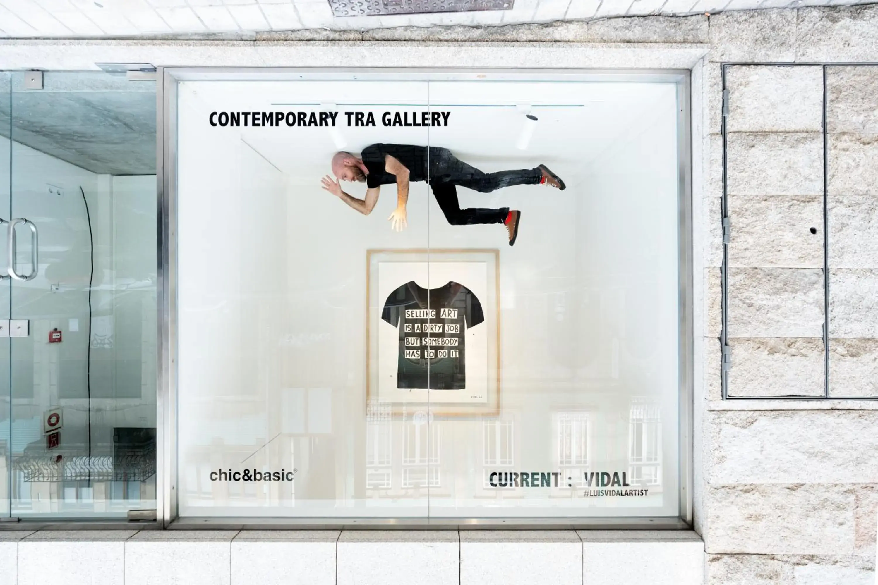 Property building in chic&basic Gravity Property building in chic&basic Gravity