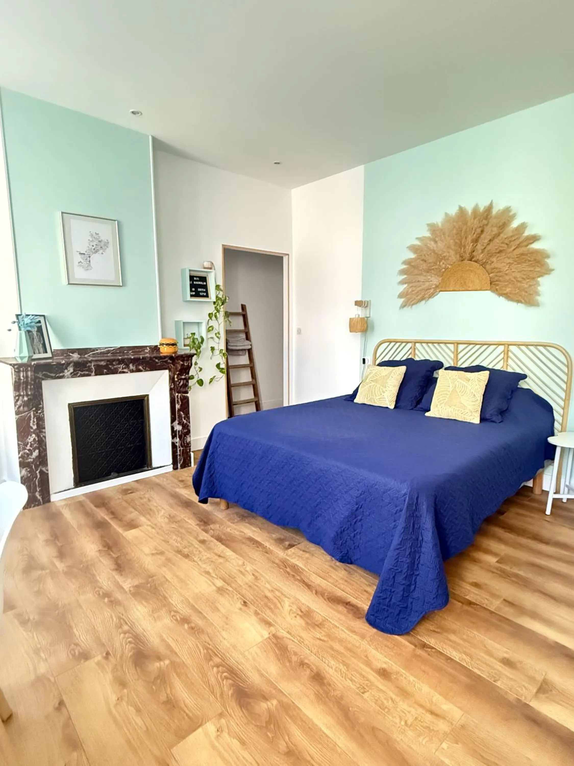 Bed in Chambres d'hotes - Le Magnolia