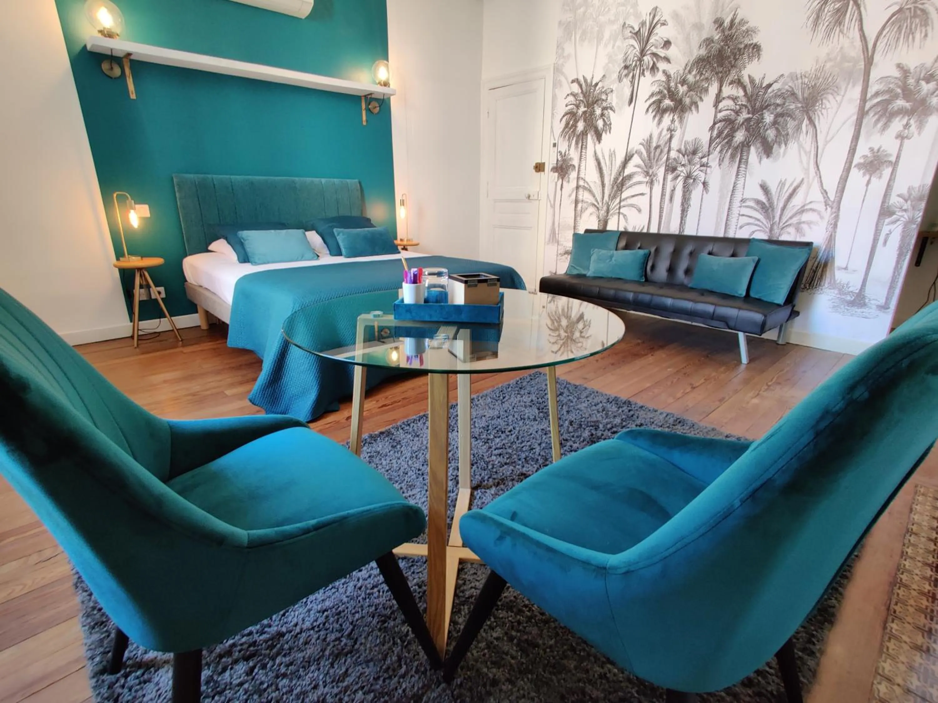 Queen Room in Chambres d'hotes - Le Magnolia