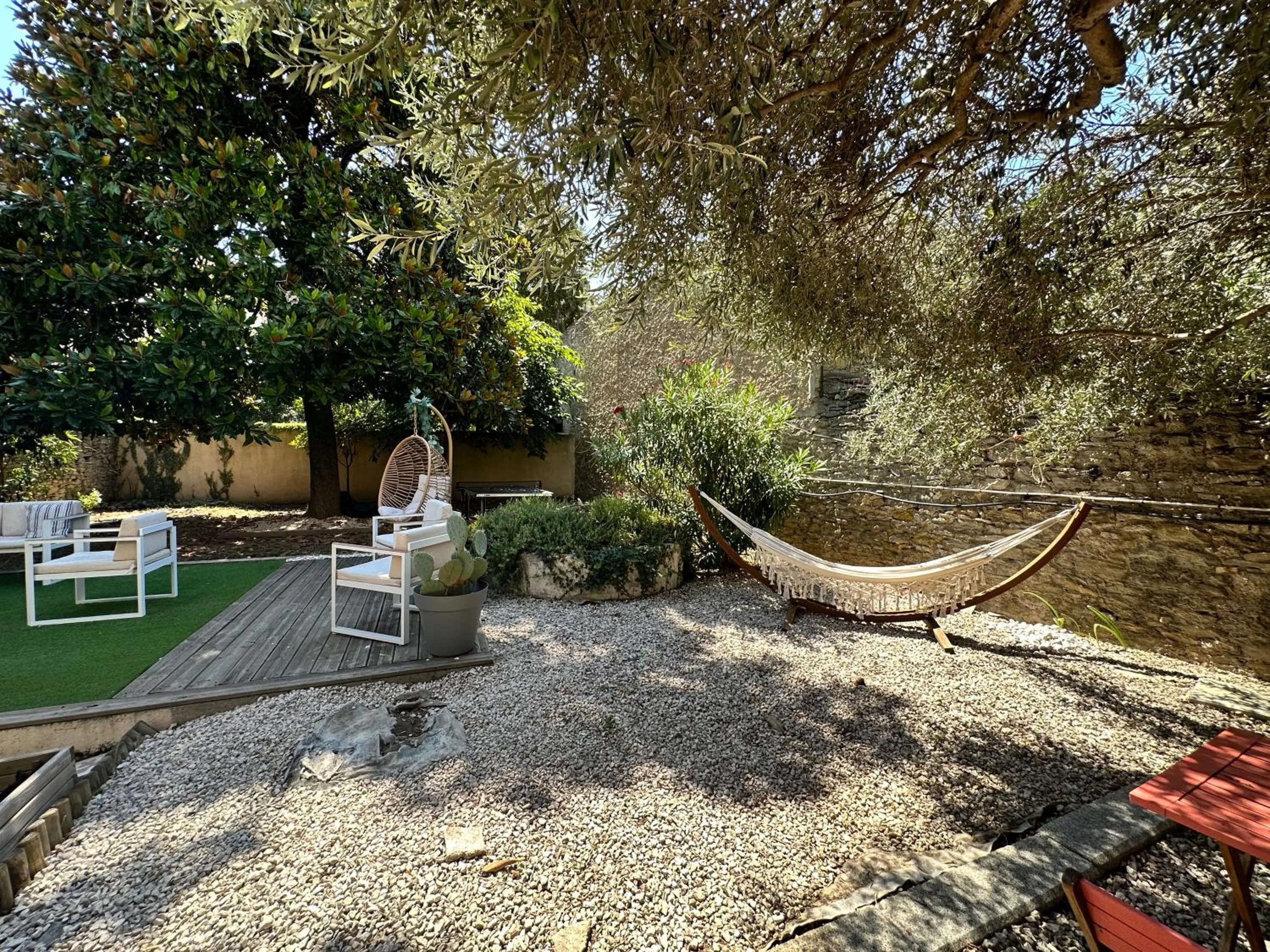 Garden in Chambres d'hotes - Le Magnolia