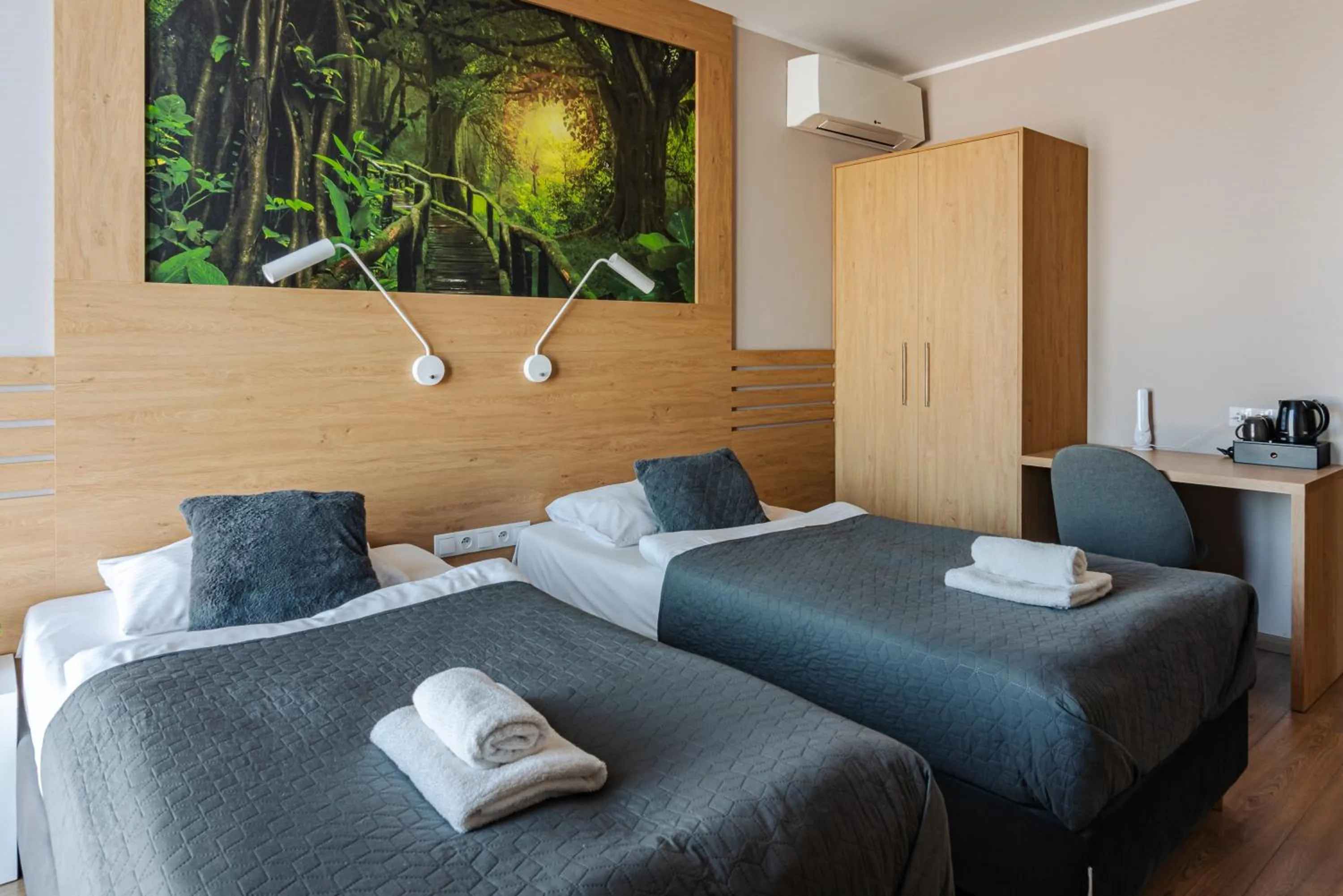 Photo of the whole room, Bed in Hotel Panorama