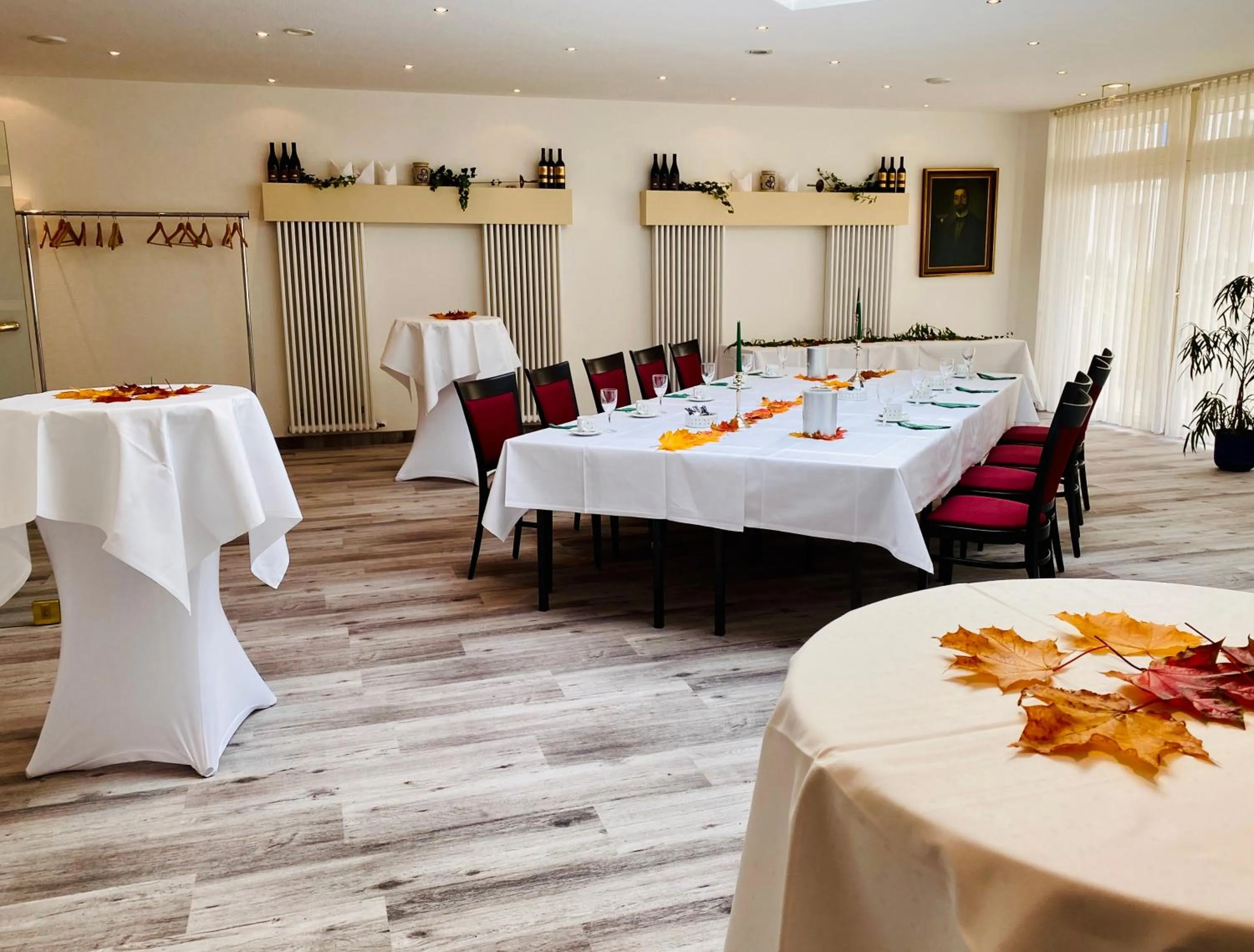 Restaurant/places to eat in Hotel Ambiente