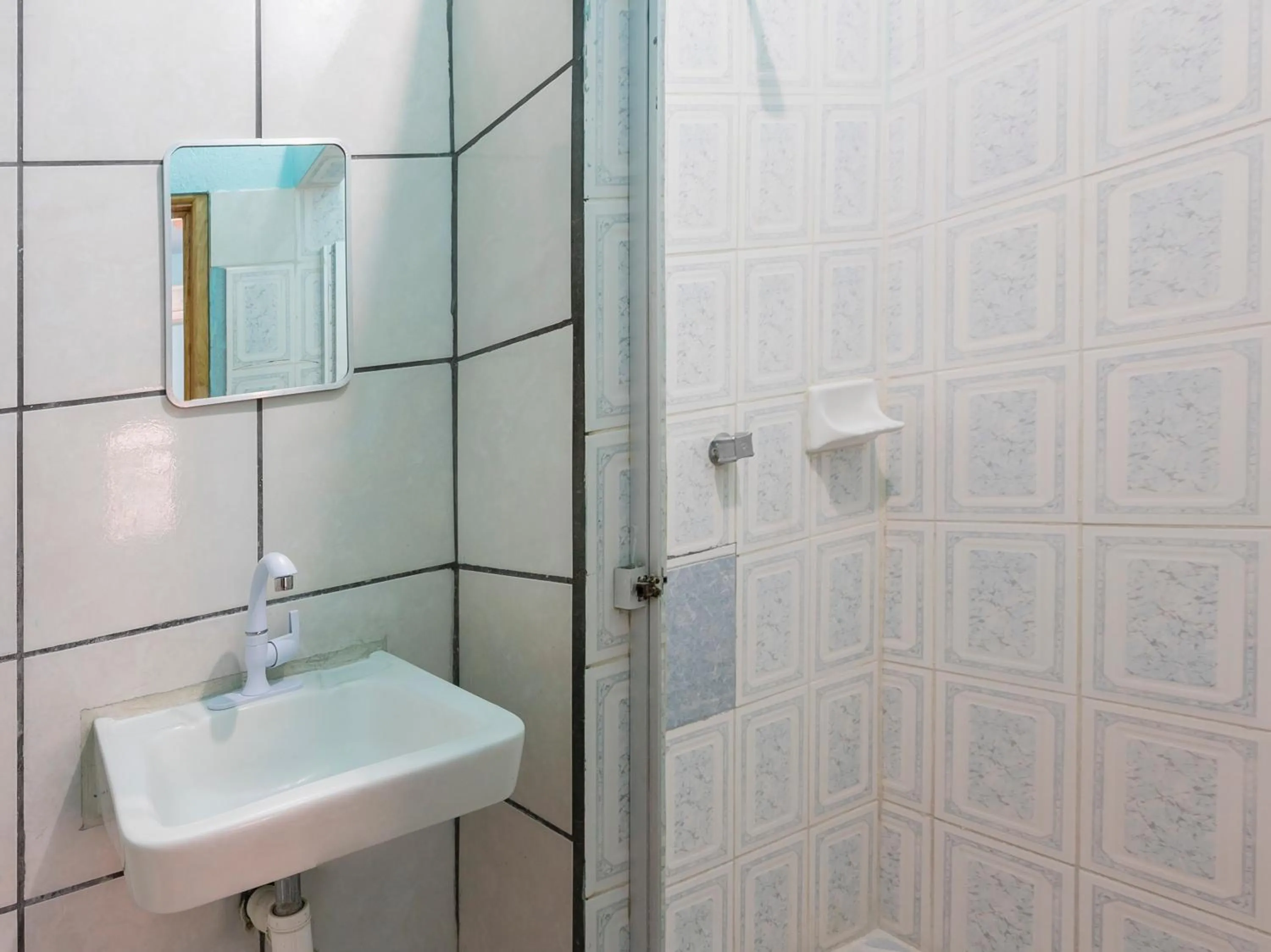 Toilet in Hotel Posada Agua Escondida