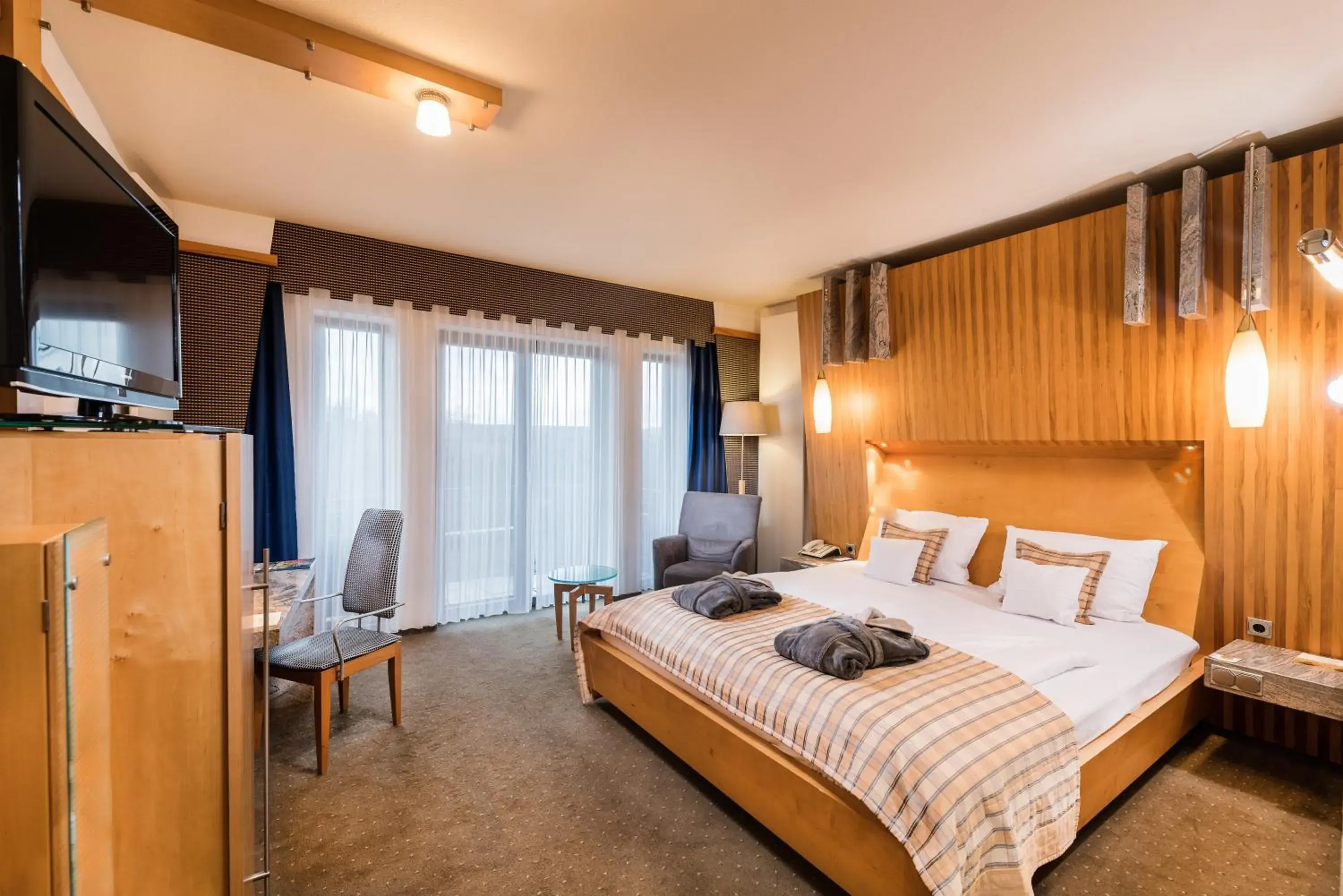 Deluxe Double Room Main Building in Göbels Schlosshotel "Prinz von Hessen" Deluxe Double Room Main Building in Göbels Schlosshotel "Prinz von Hessen"