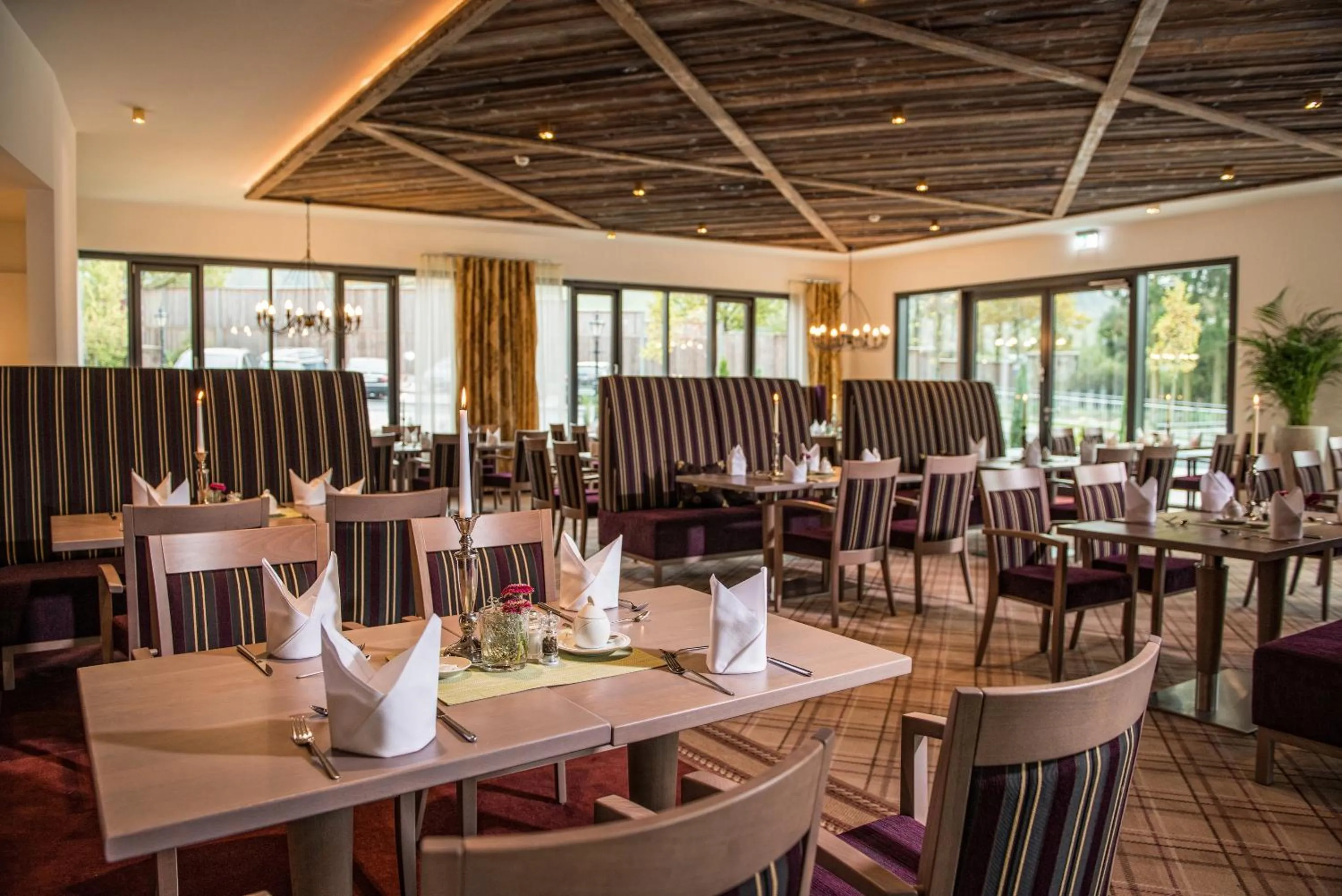 Restaurant/places to eat in Göbels Schlosshotel "Prinz von Hessen"