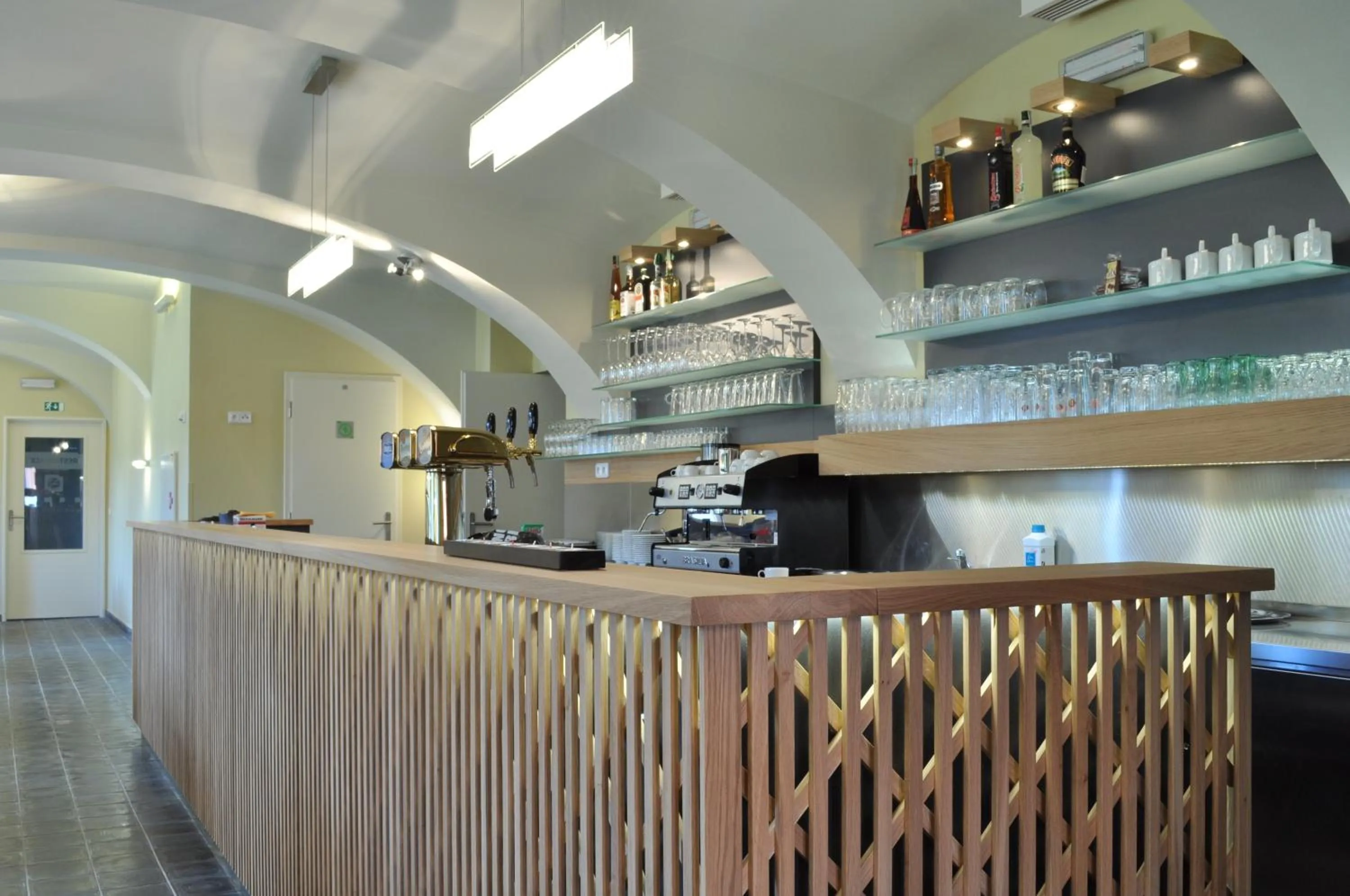 Restaurant/places to eat in Aparthotel Lípa