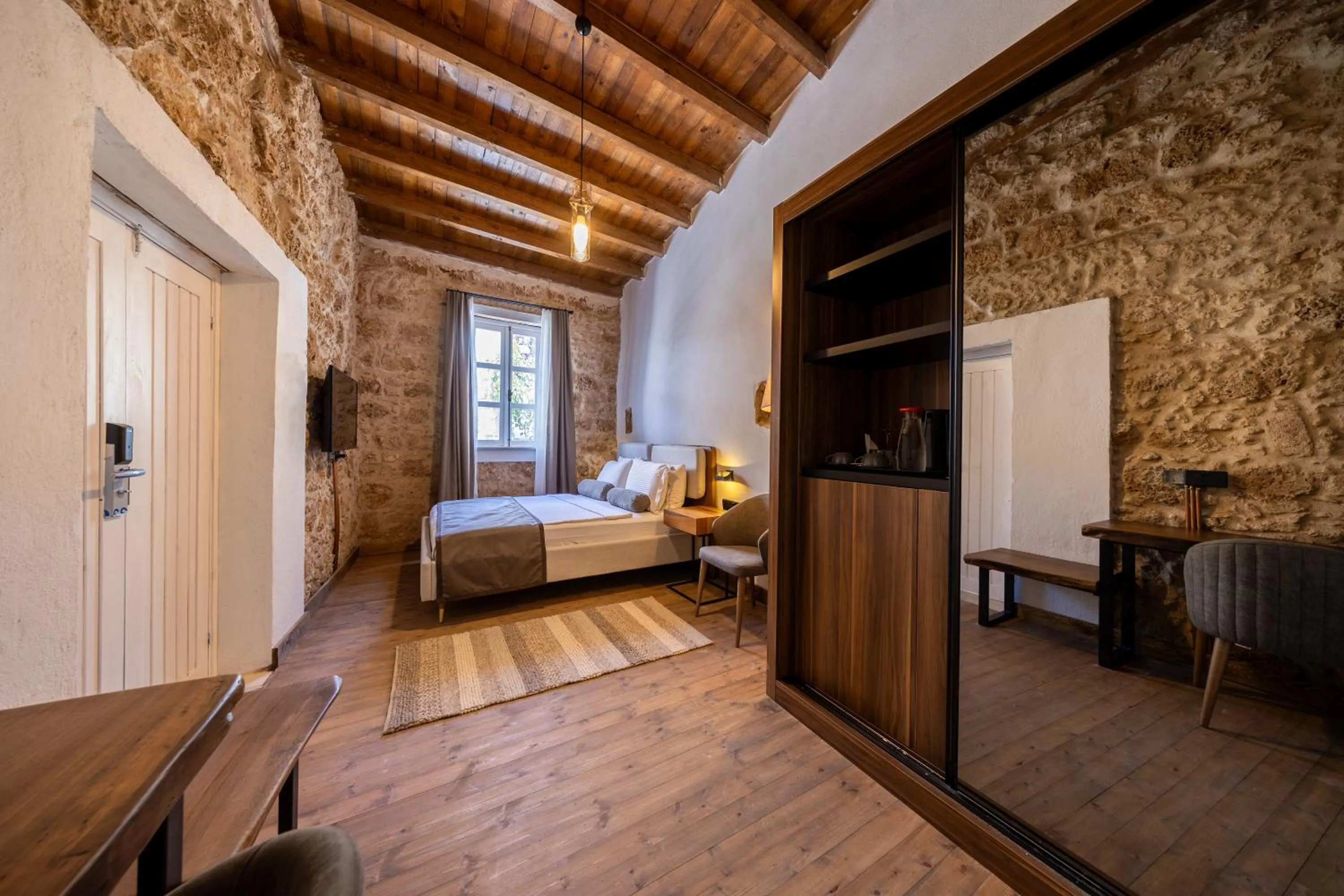 Photo of the whole room, Bed in La Regina Veneziana