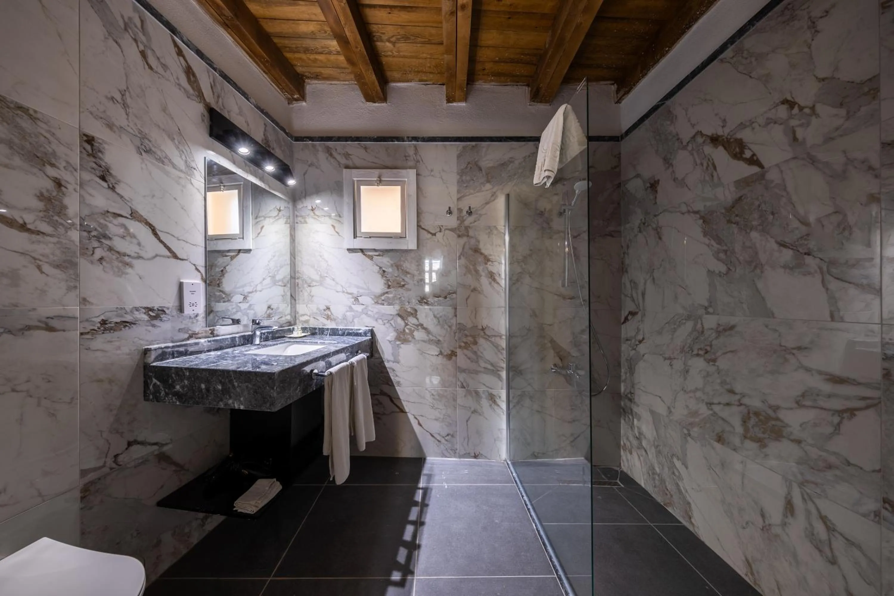 Bathroom in La Regina Veneziana