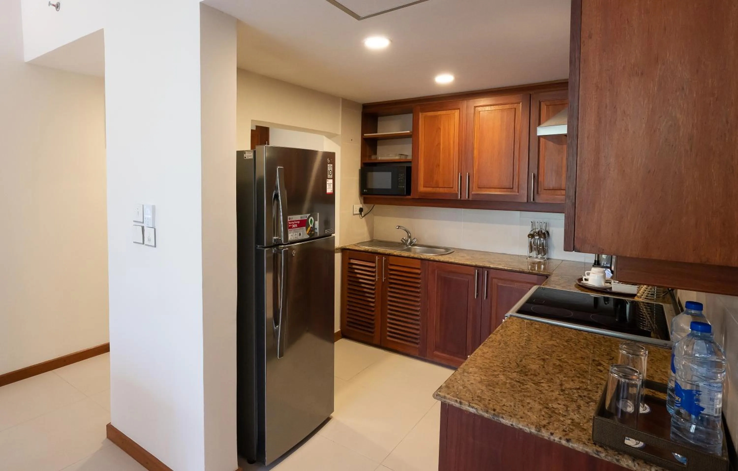 kitchen in Sea Cliff Court Hotel & Luxury Apartments