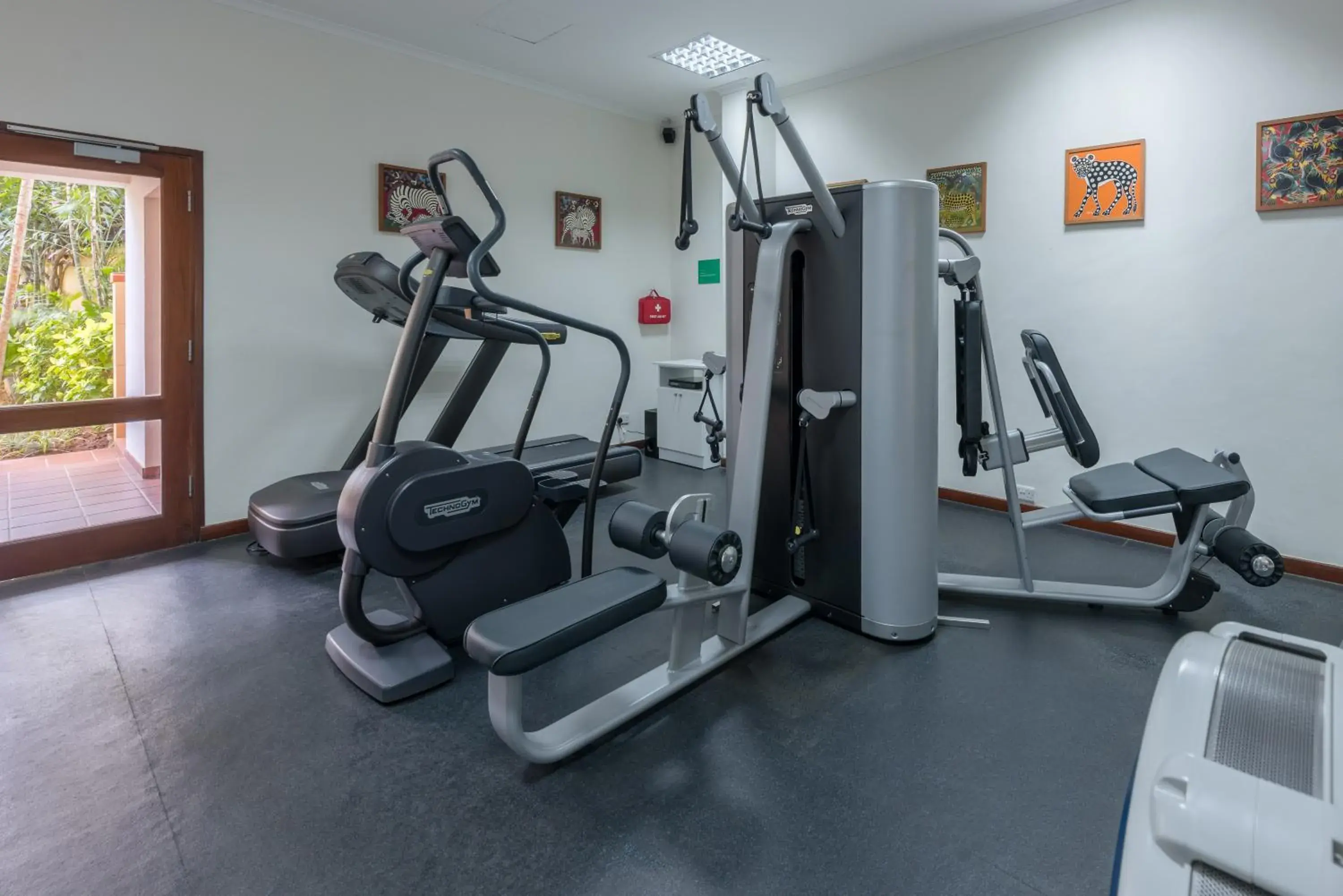Fitness centre/facilities in Sea Cliff Court Hotel & Luxury Apartments Fitness centre/facilities in Sea Cliff Court Hotel & Luxury Apartments
