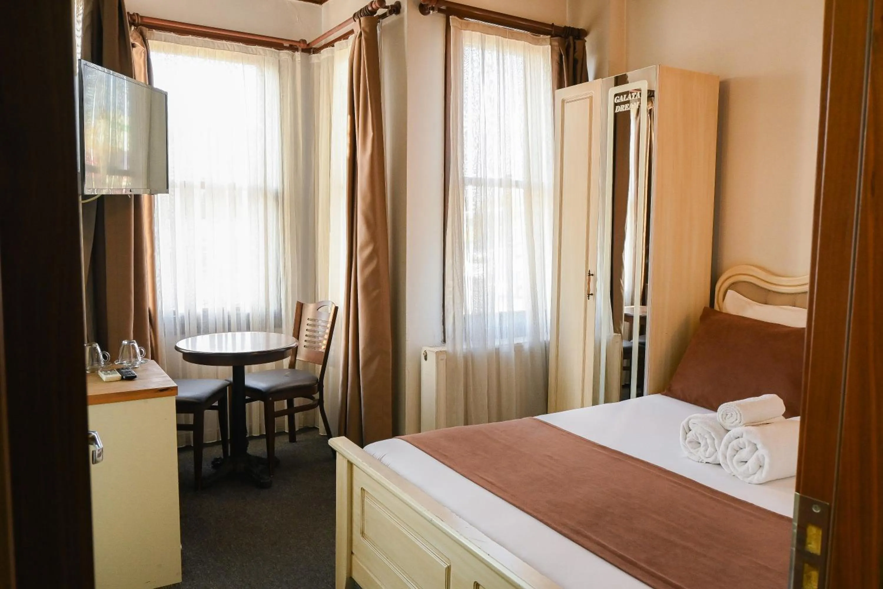 Photo of the whole room, Bed in Galata Dream Hotel