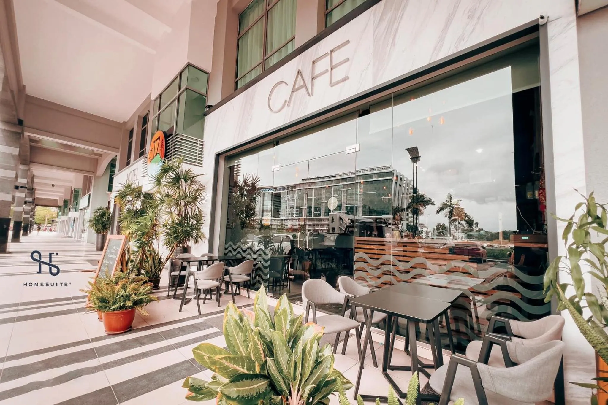 Neighbourhood in Homi Oasis at KK Times Square 和逸绿洲