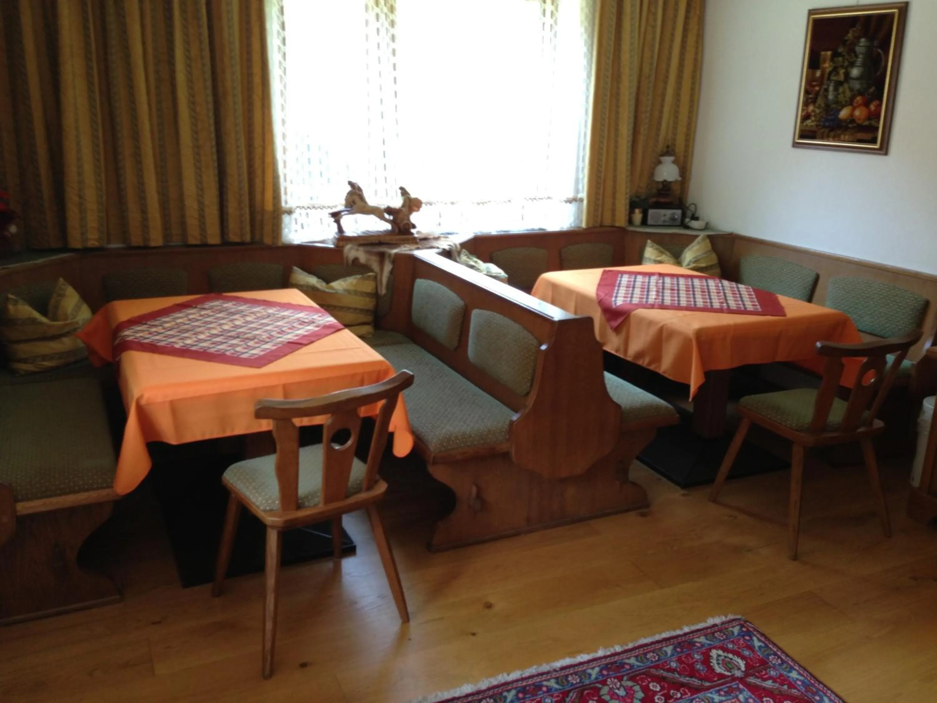 Dining area in Haus Tenk