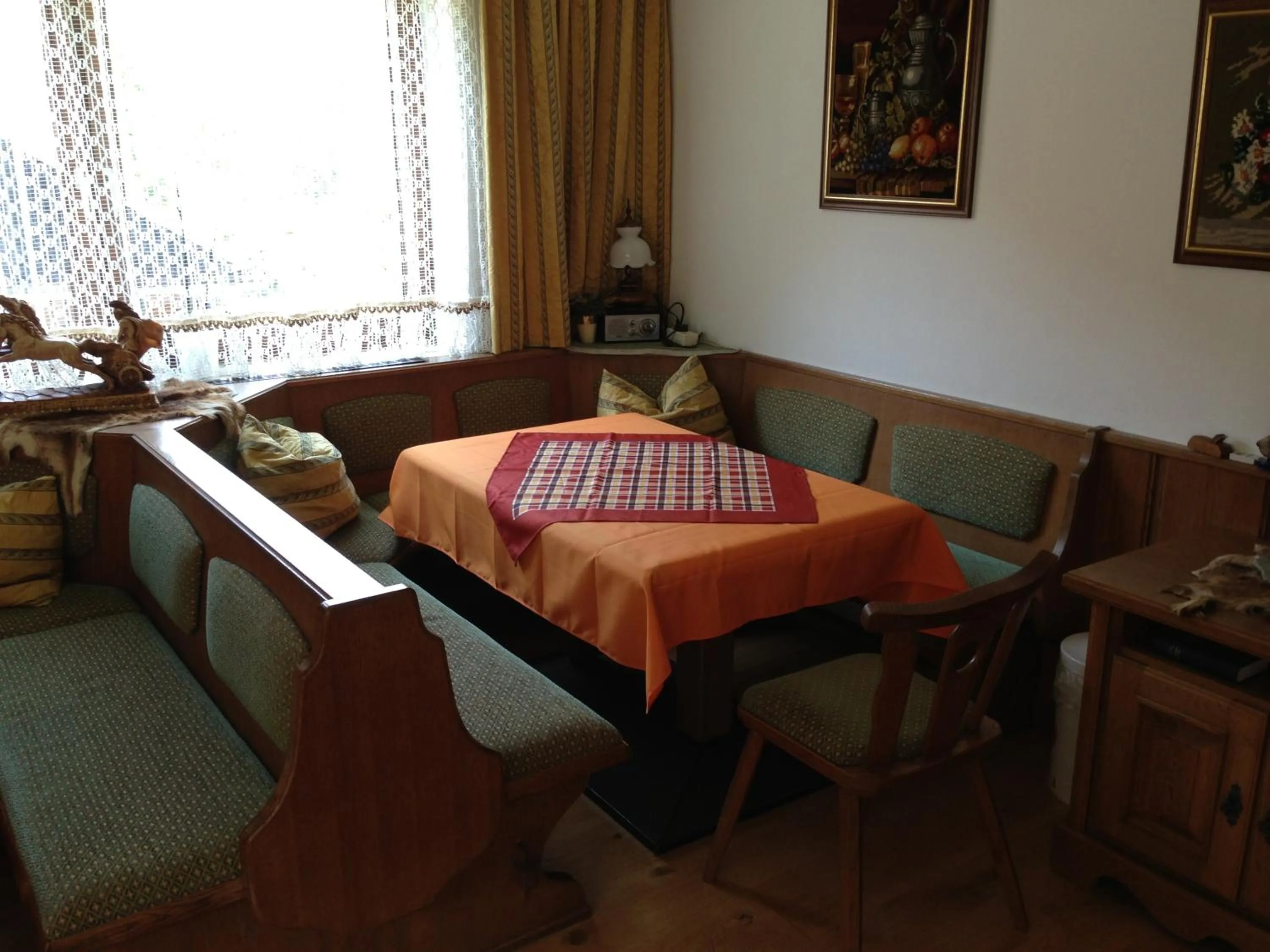 Dining area in Haus Tenk