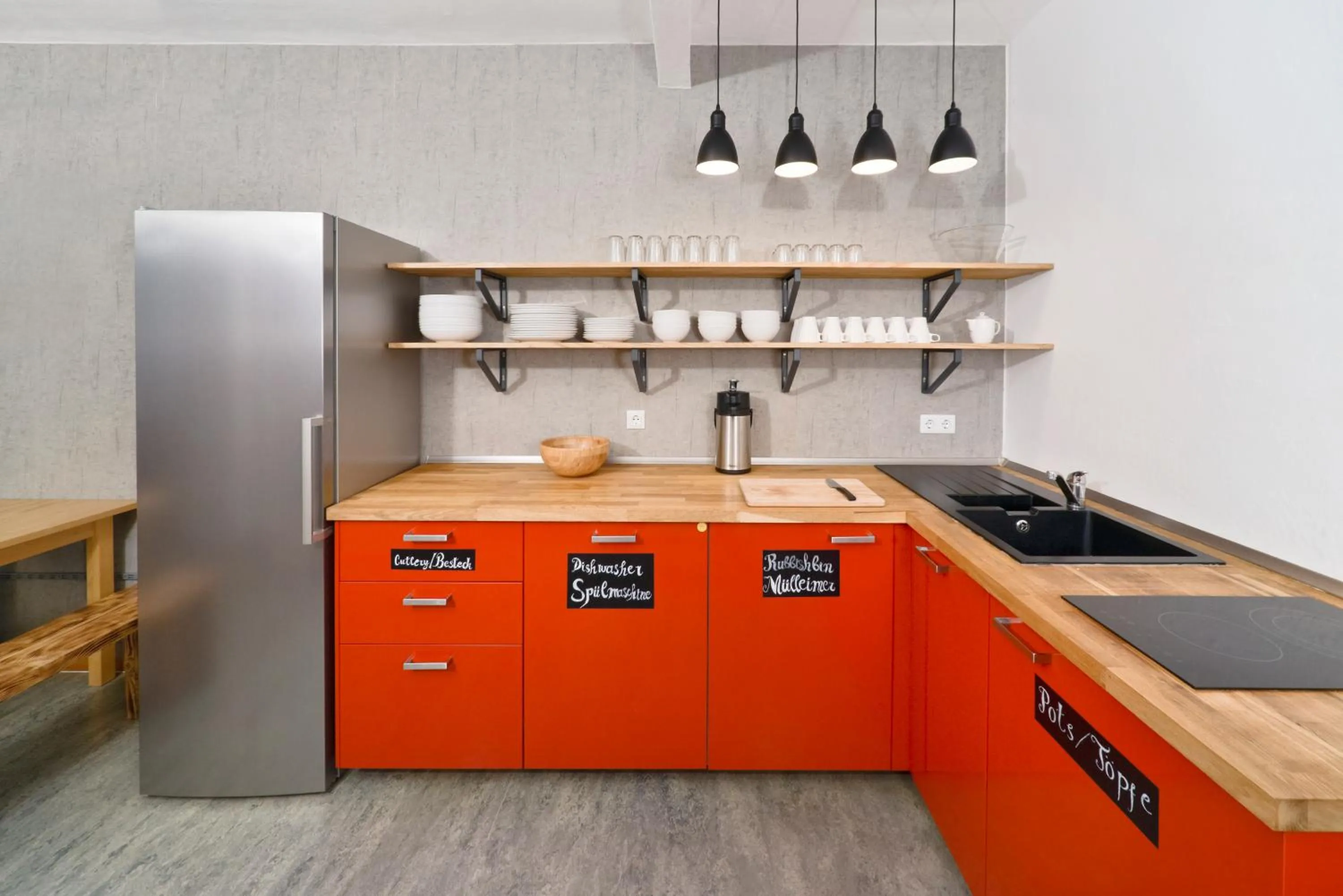 Communal kitchen in Old Town Hostel