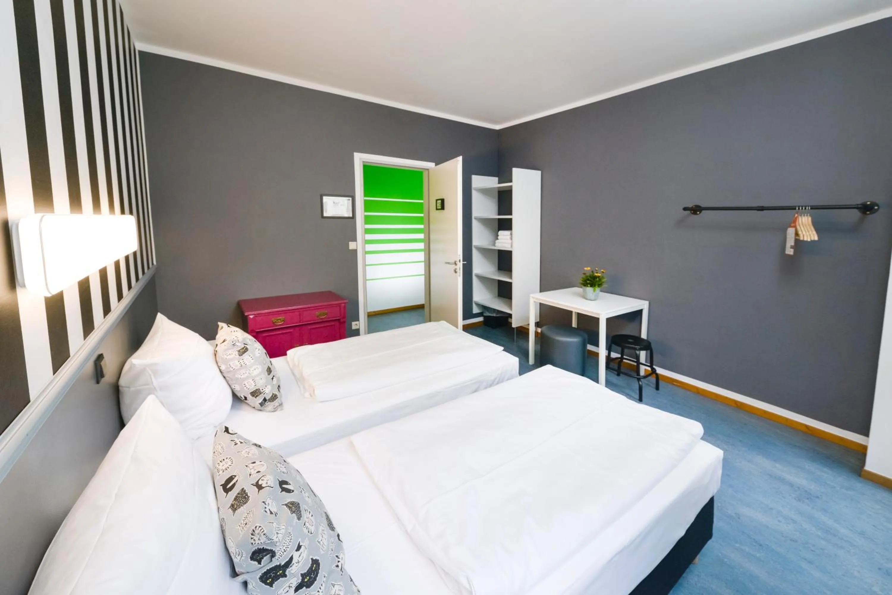 Bedroom, Bed in Old Town Hostel