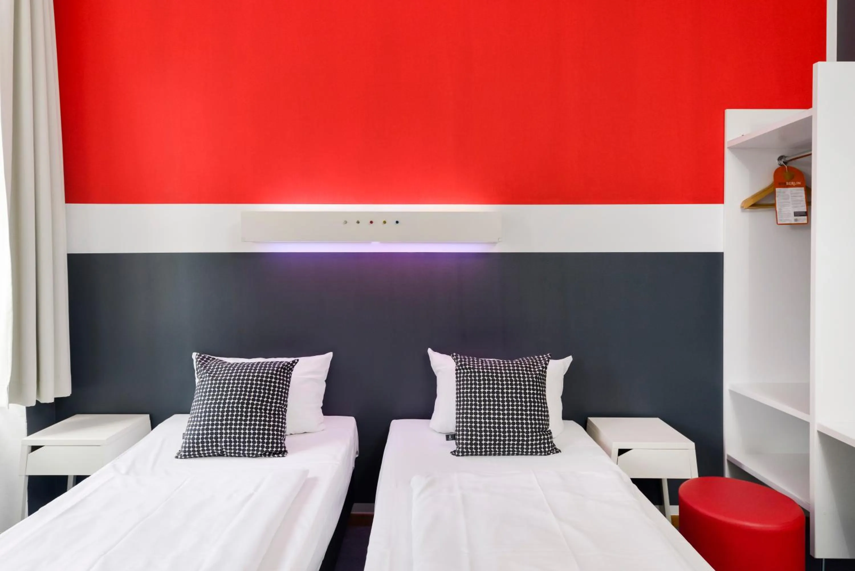 Bedroom, Bed in Old Town Hostel