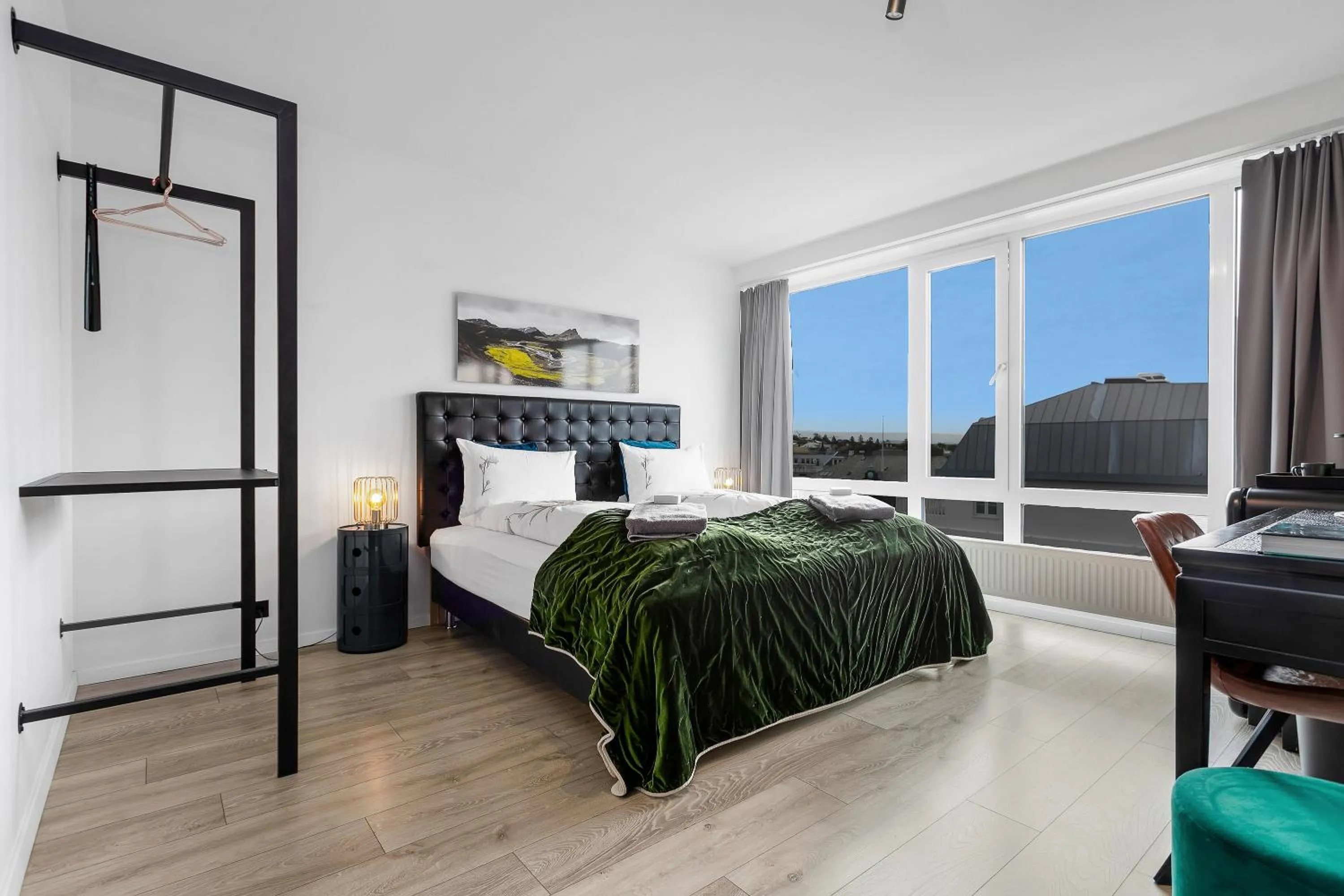 Bed in City Center Hotel