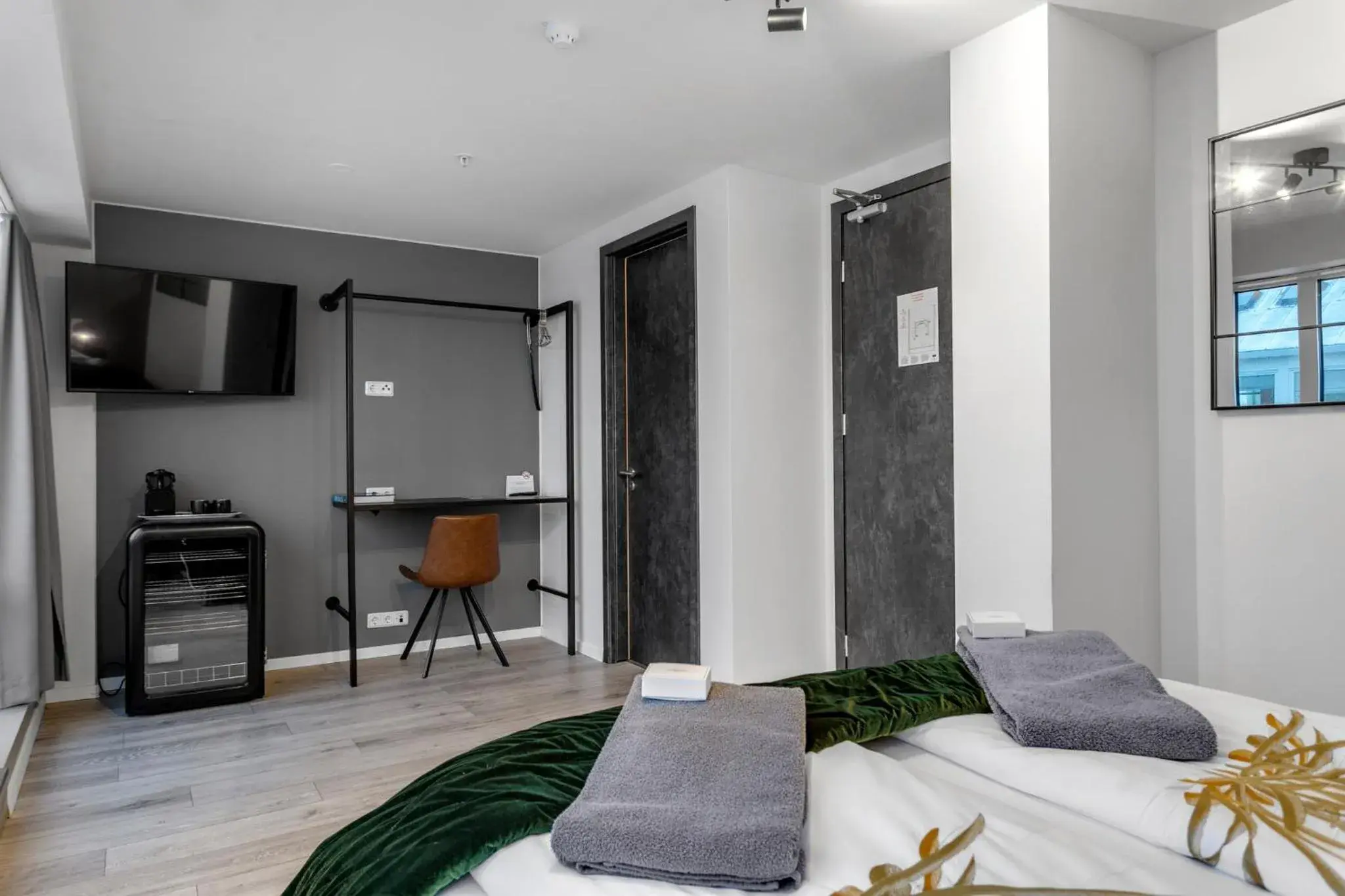 Double Room with Balcony in City Center Hotel Double Room with Balcony in City Center Hotel